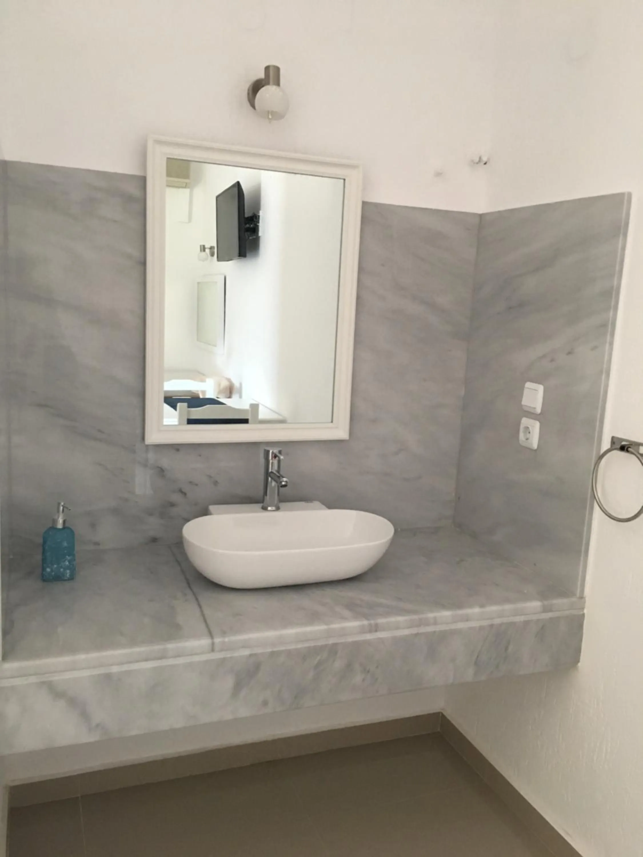 Limnionas Bay Village Hotel