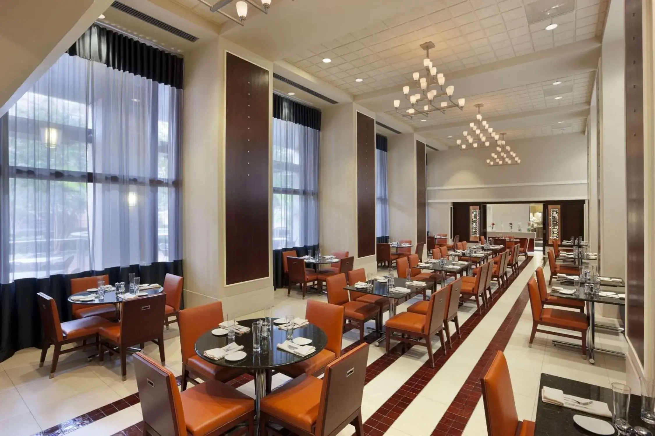 Restaurant/places to eat in Embassy Suites by Hilton Alexandria Old Town Restaurant/places to eat in Embassy Suites by Hilton Alexandria Old Town