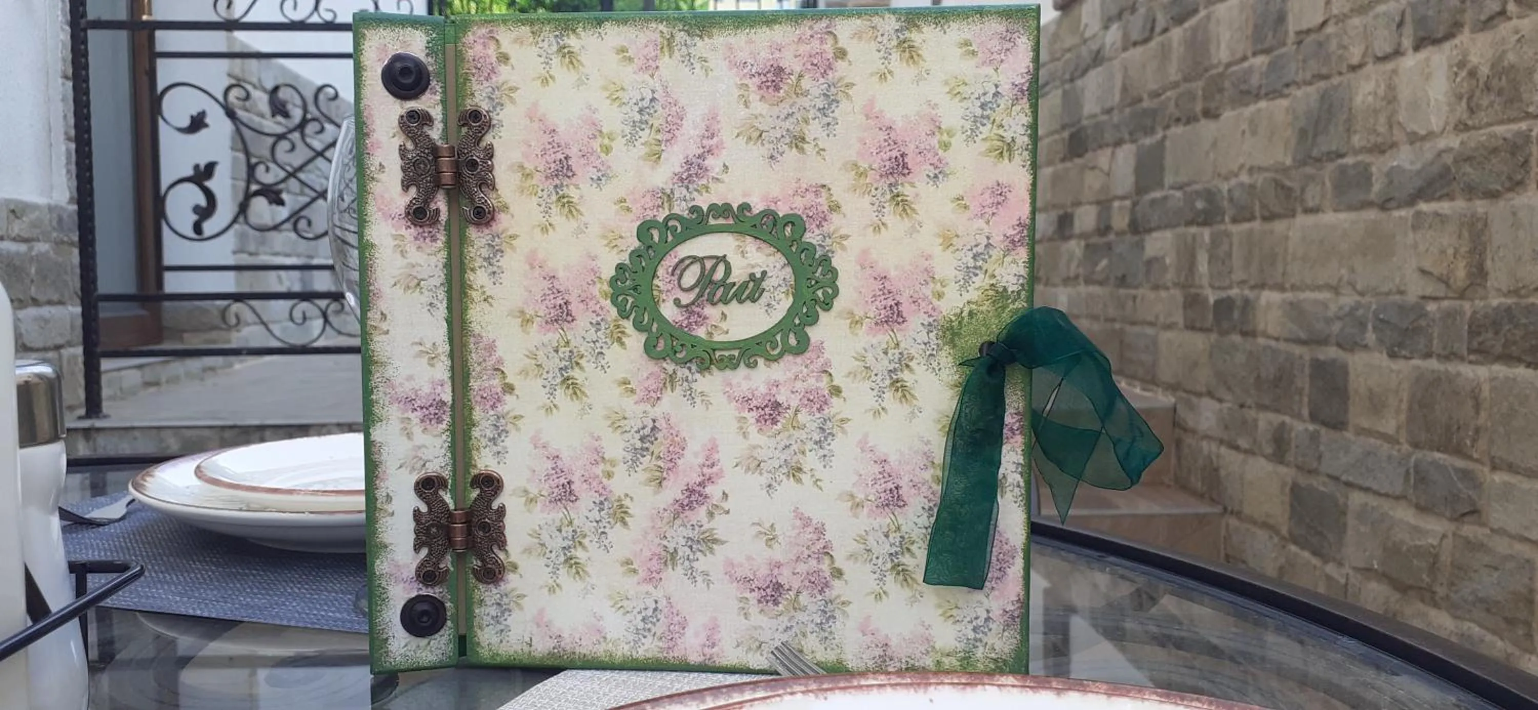 Restaurant/places to eat in Family Hotel Rai