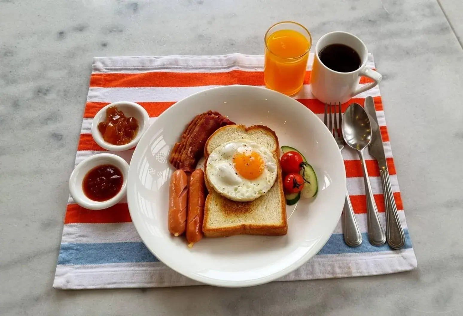 Breakfast in Azure Hostel Bangkok Breakfast in Azure Hostel Bangkok