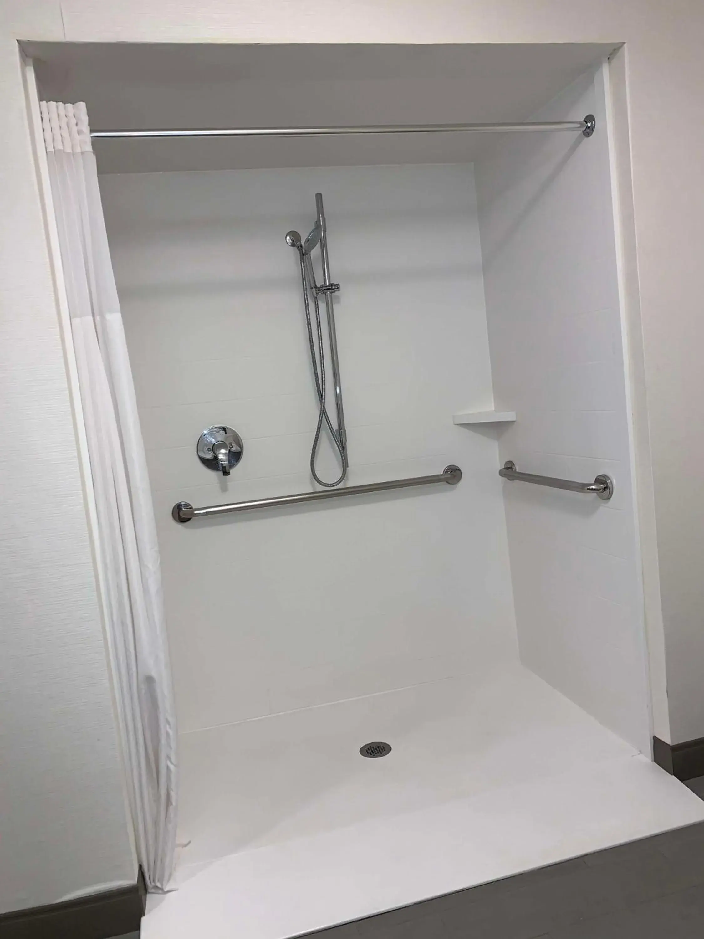 Bathroom in Hampton Inn & Suites Carson City Bathroom in Hampton Inn & Suites Carson City