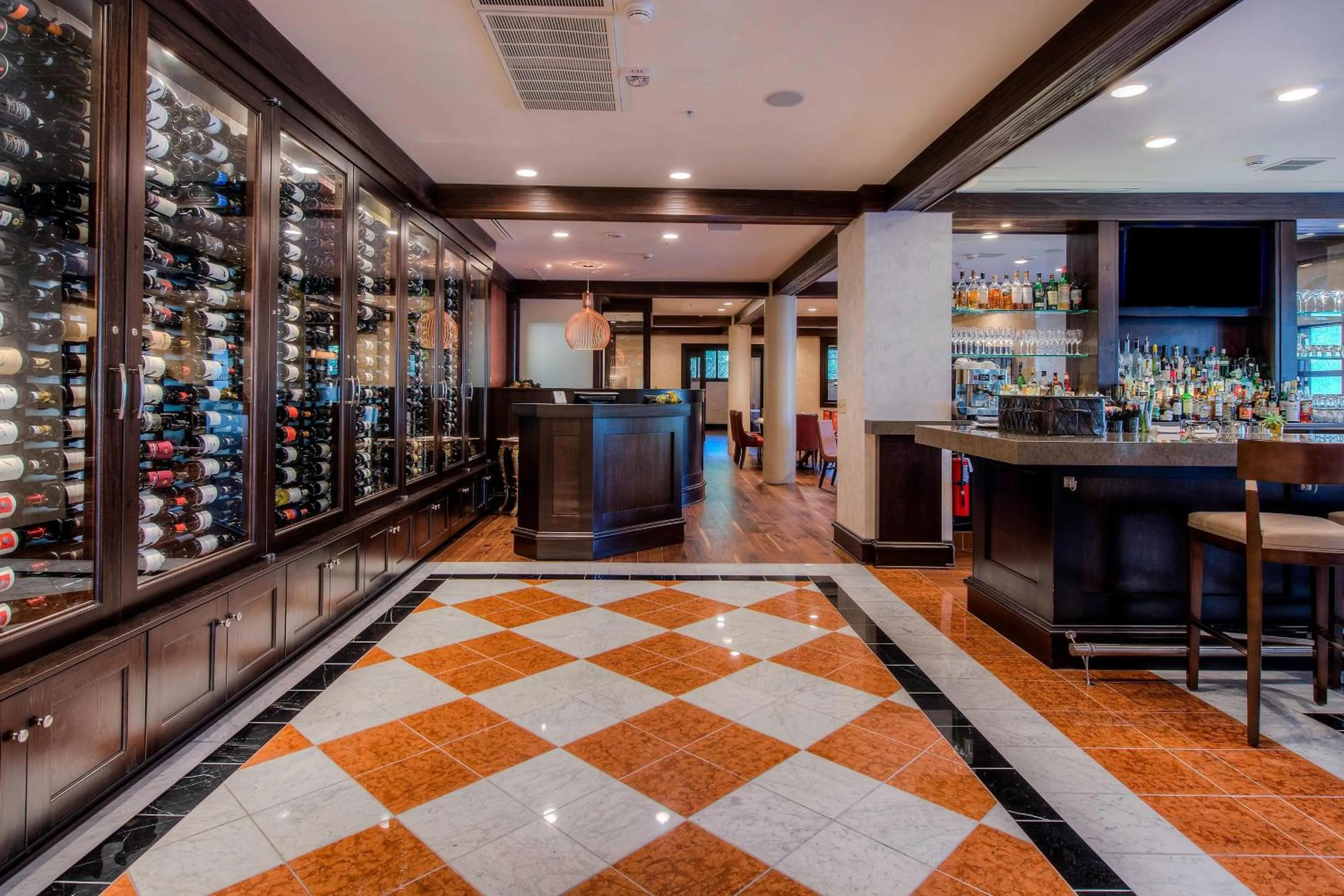 Restaurant/places to eat in The Siena Hotel, Autograph Collection