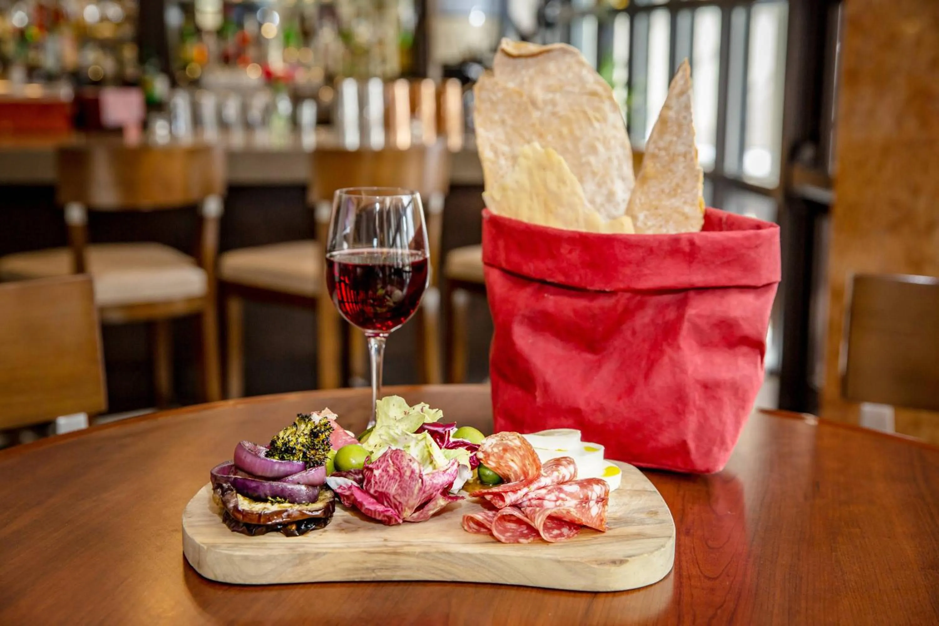 Restaurant/places to eat in The Siena Hotel, Autograph Collection