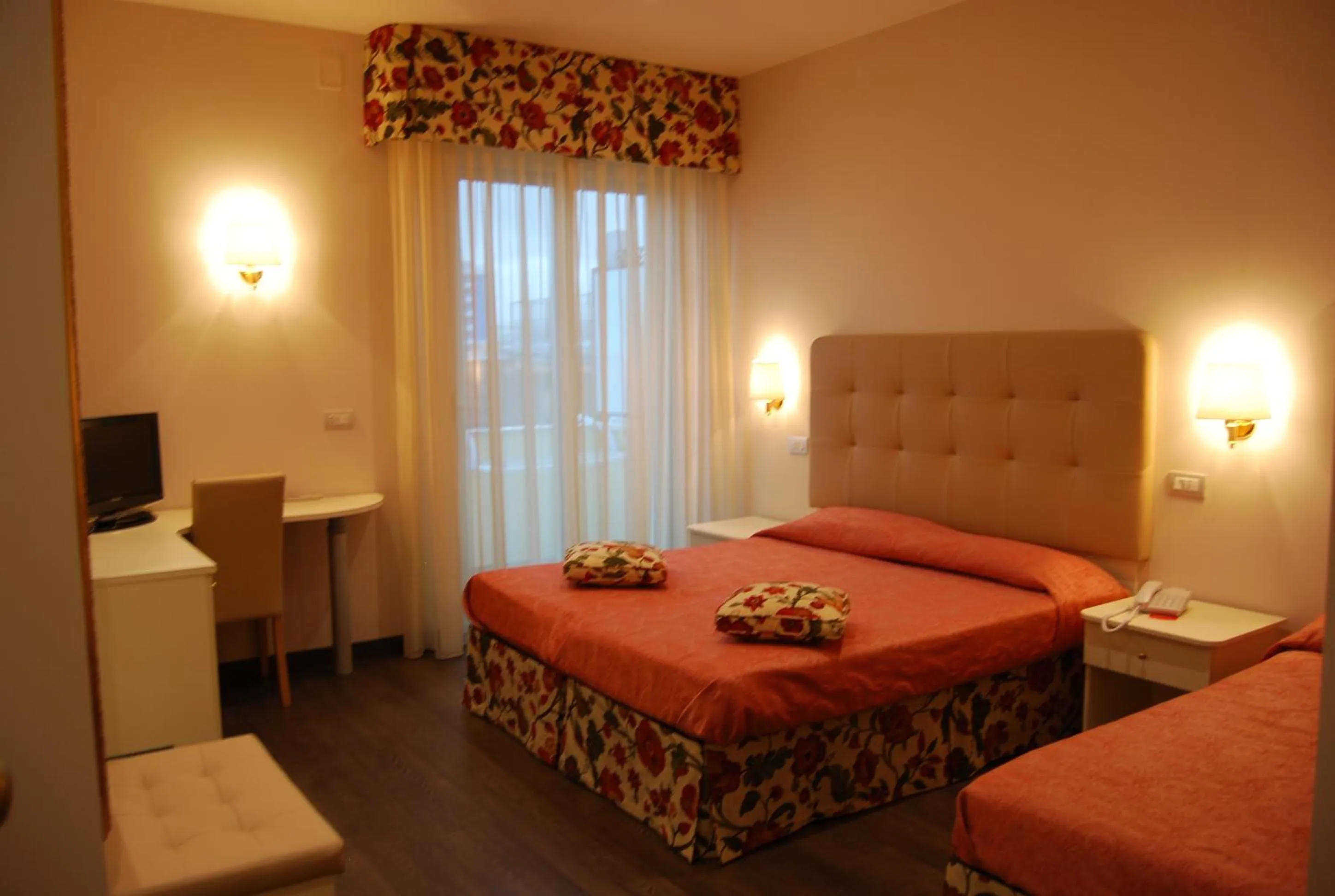 Photo of the whole room, Bed in Hotel Bahia