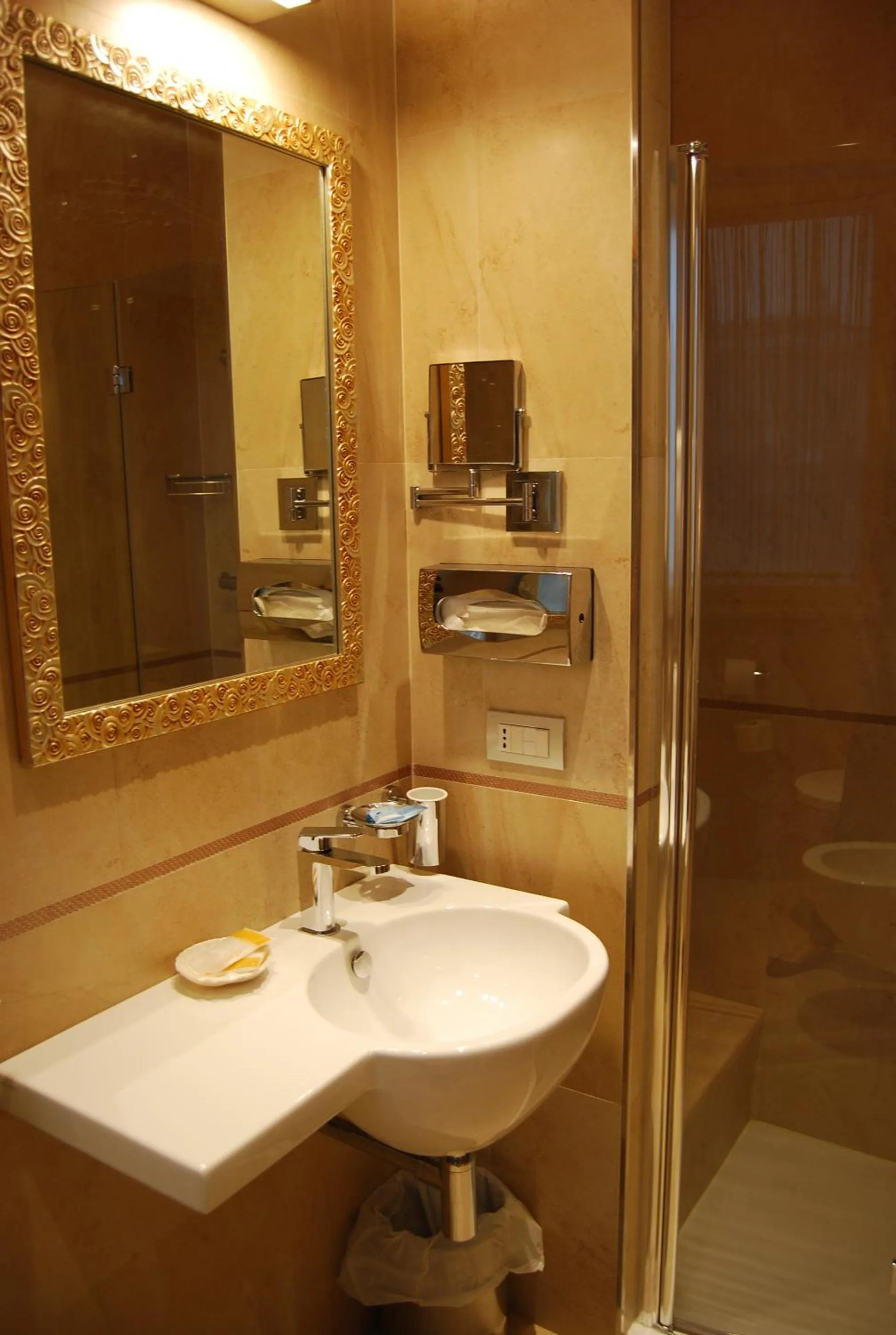 Bathroom in Hotel Bahia