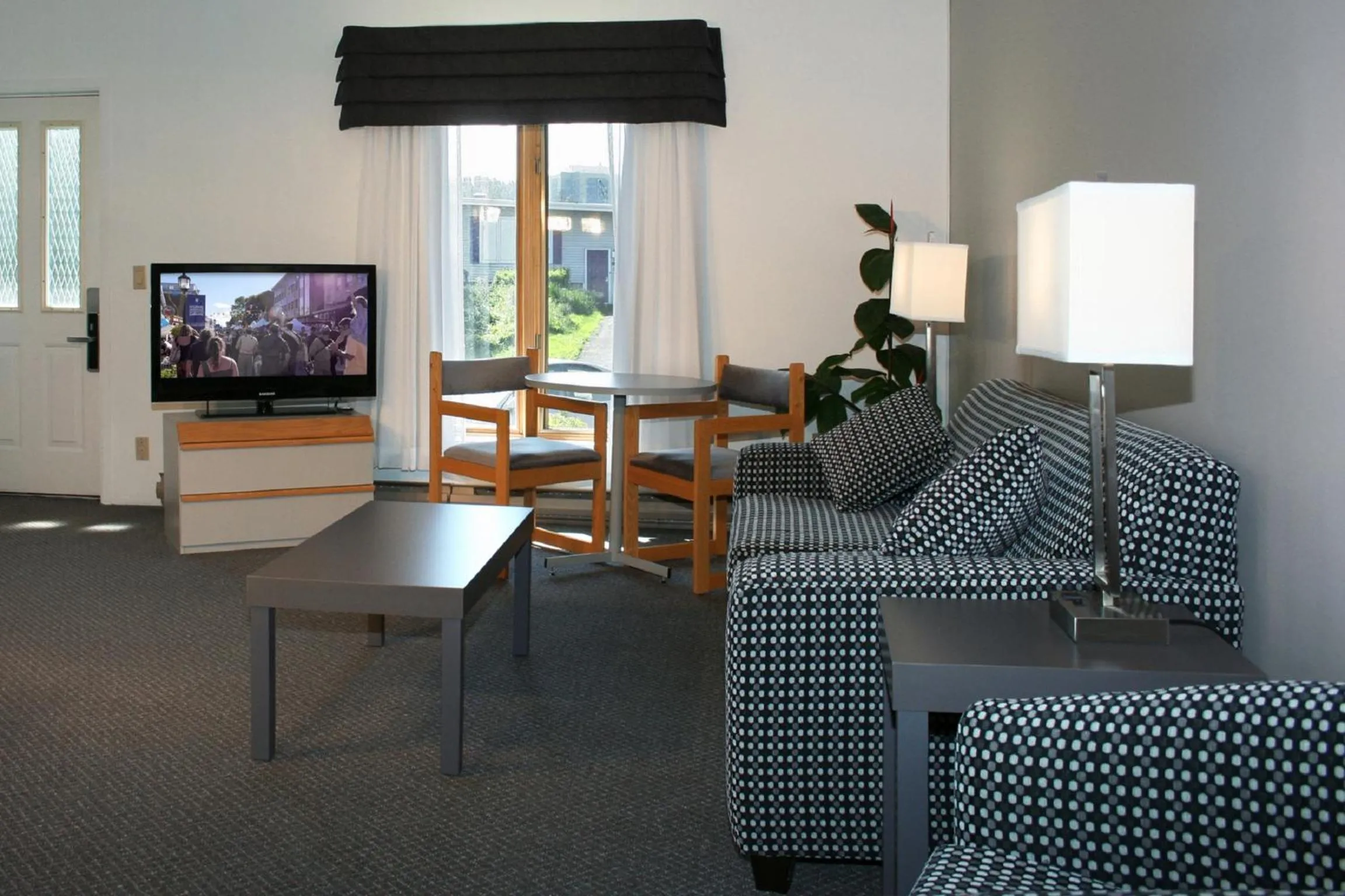 Living room in Motel à la Brunante Petit Déjeuner inclus avec la chambre