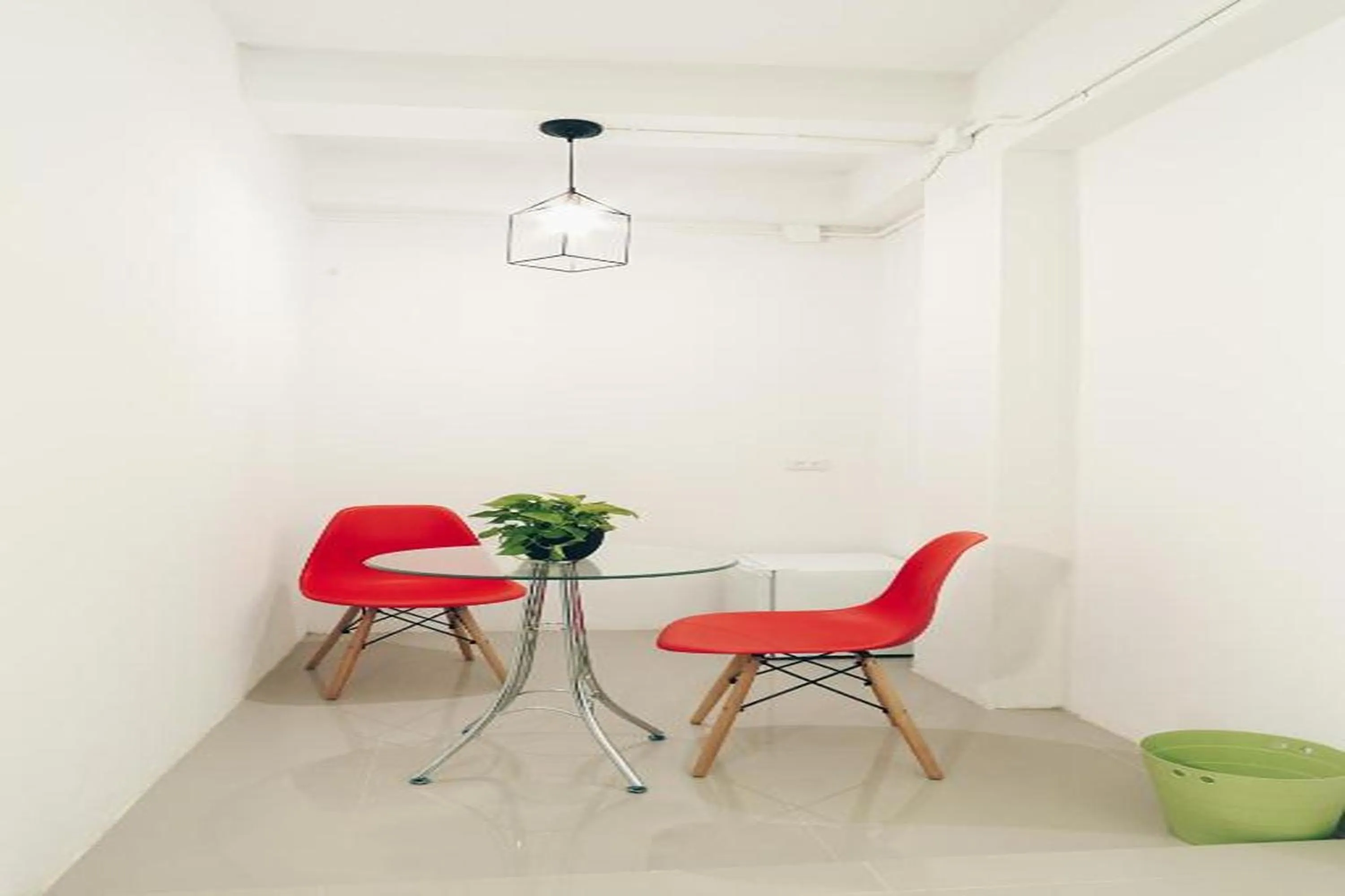 Seating area in Hotel Wualai by CMStay