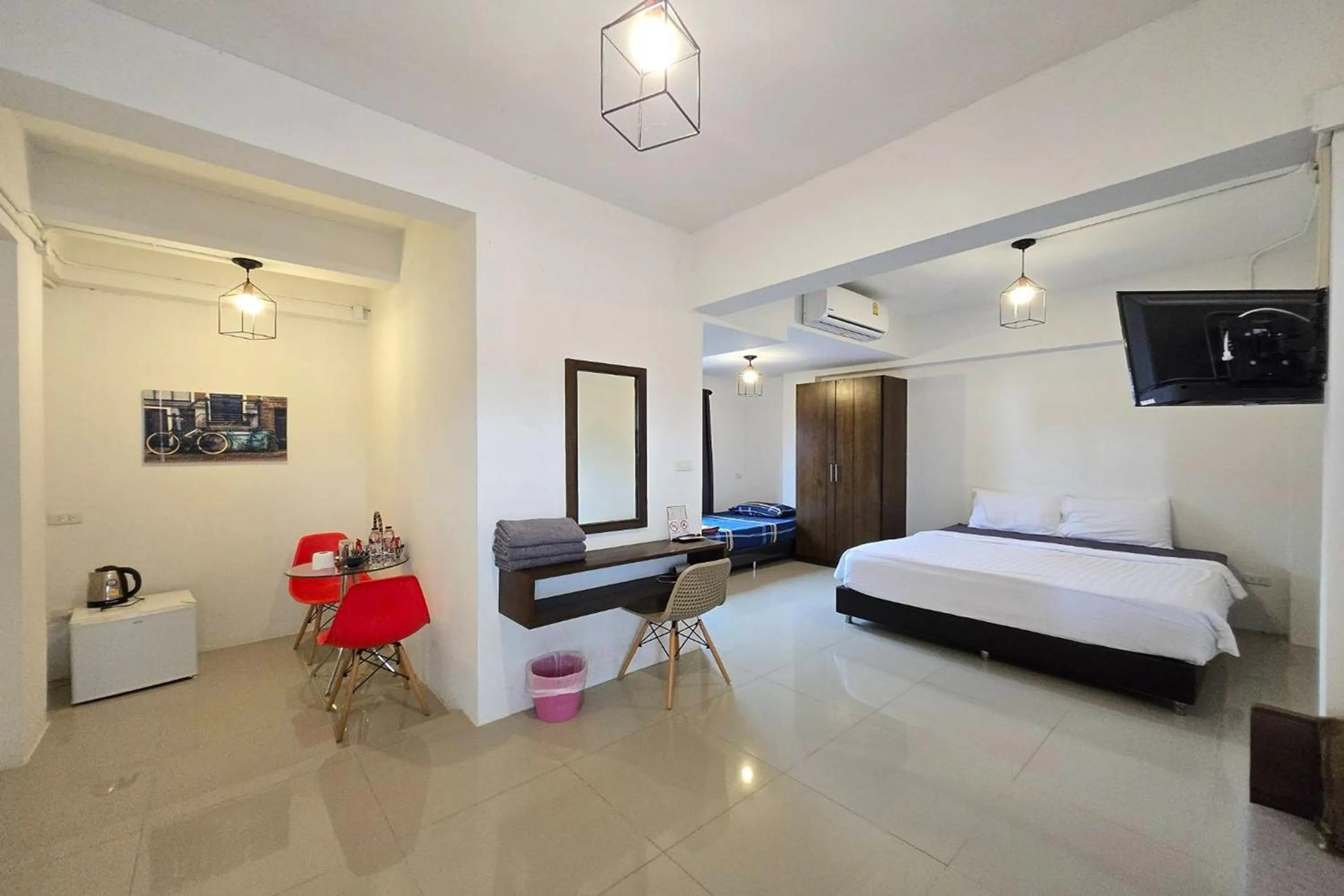 Bed in Hotel Wualai by CMStay