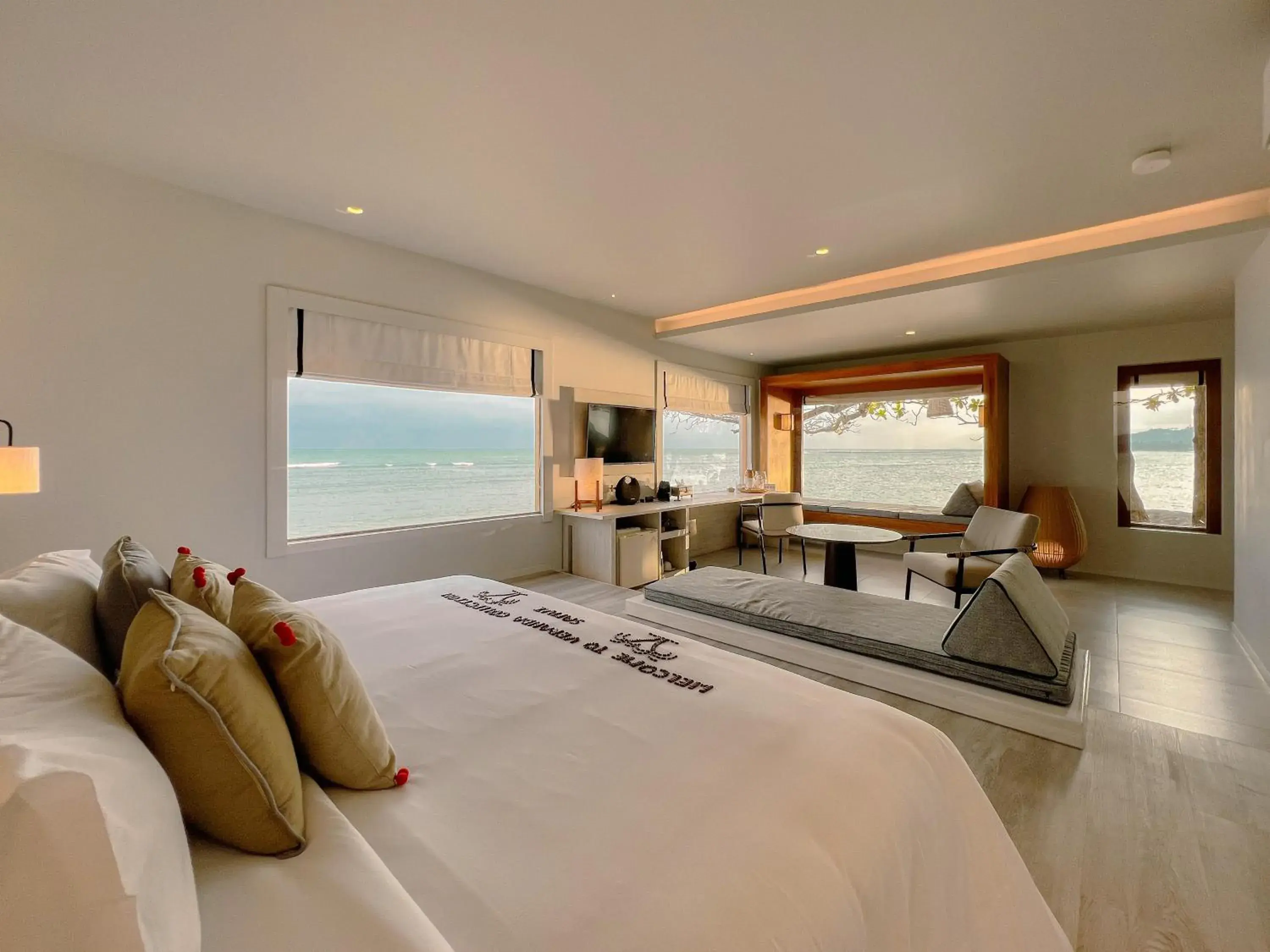 Bed in Rocky's Boutique Resort - Veranda Collection Samui Bed in Rocky's Boutique Resort - Veranda Collection Samui
