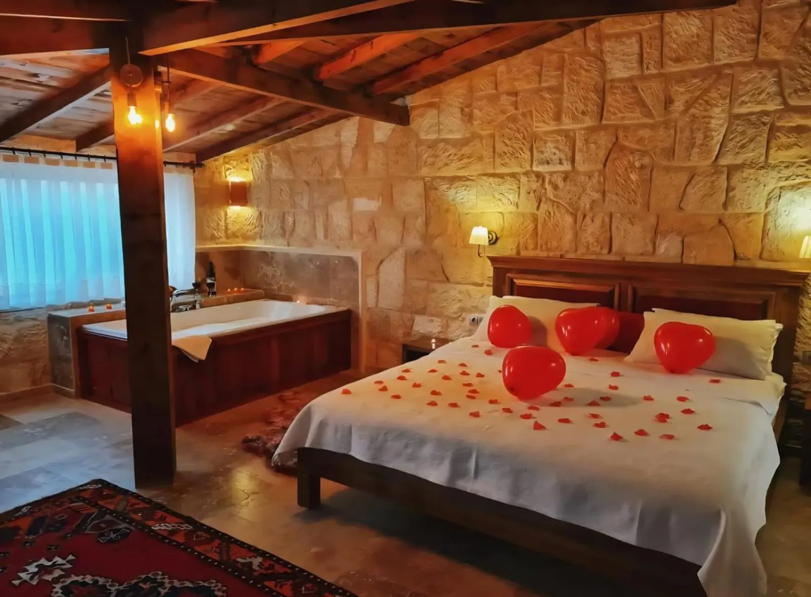 Photo of the whole room, Bed in Yıldız Hotel