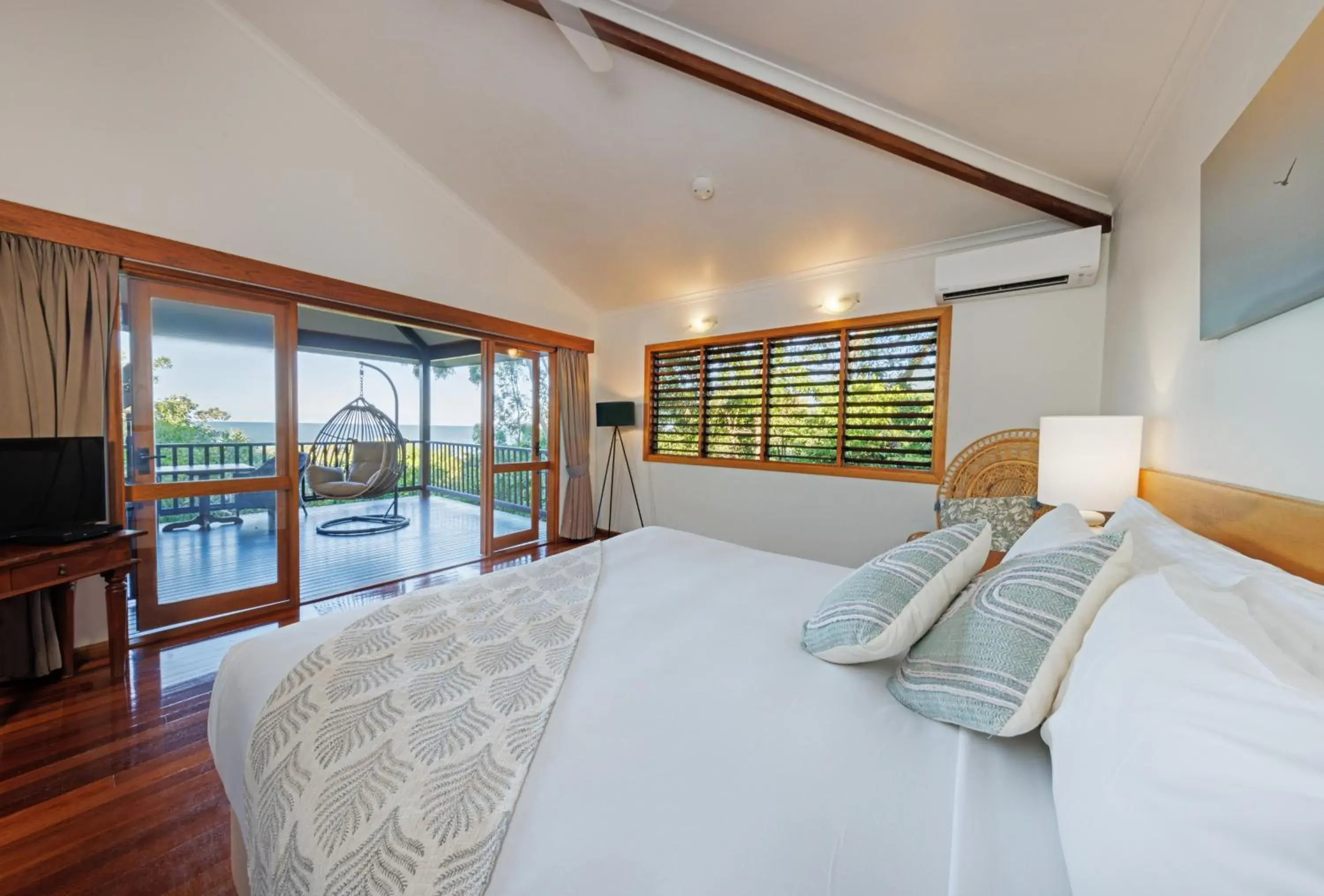 View (from property/room), Bed in Thala Beach Nature Reserve View (from property/room), Bed in Thala Beach Nature Reserve