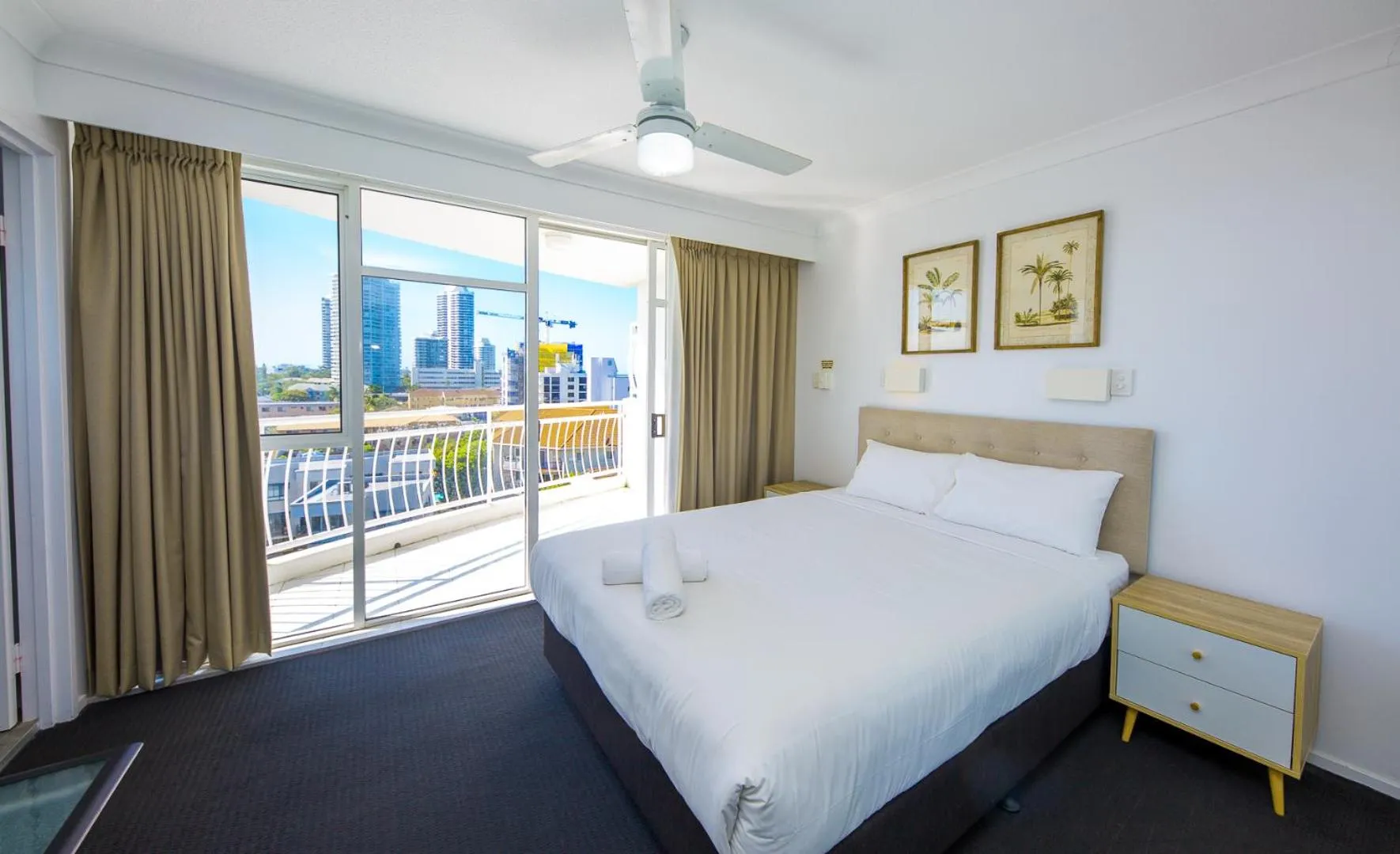Bathroom, Bed in The Atrium Resort