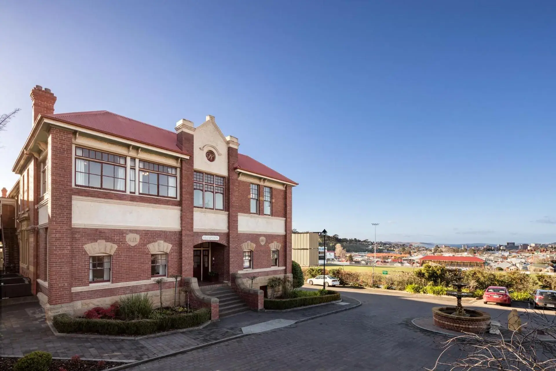 Property building in Rydges Hobart Property building in Rydges Hobart