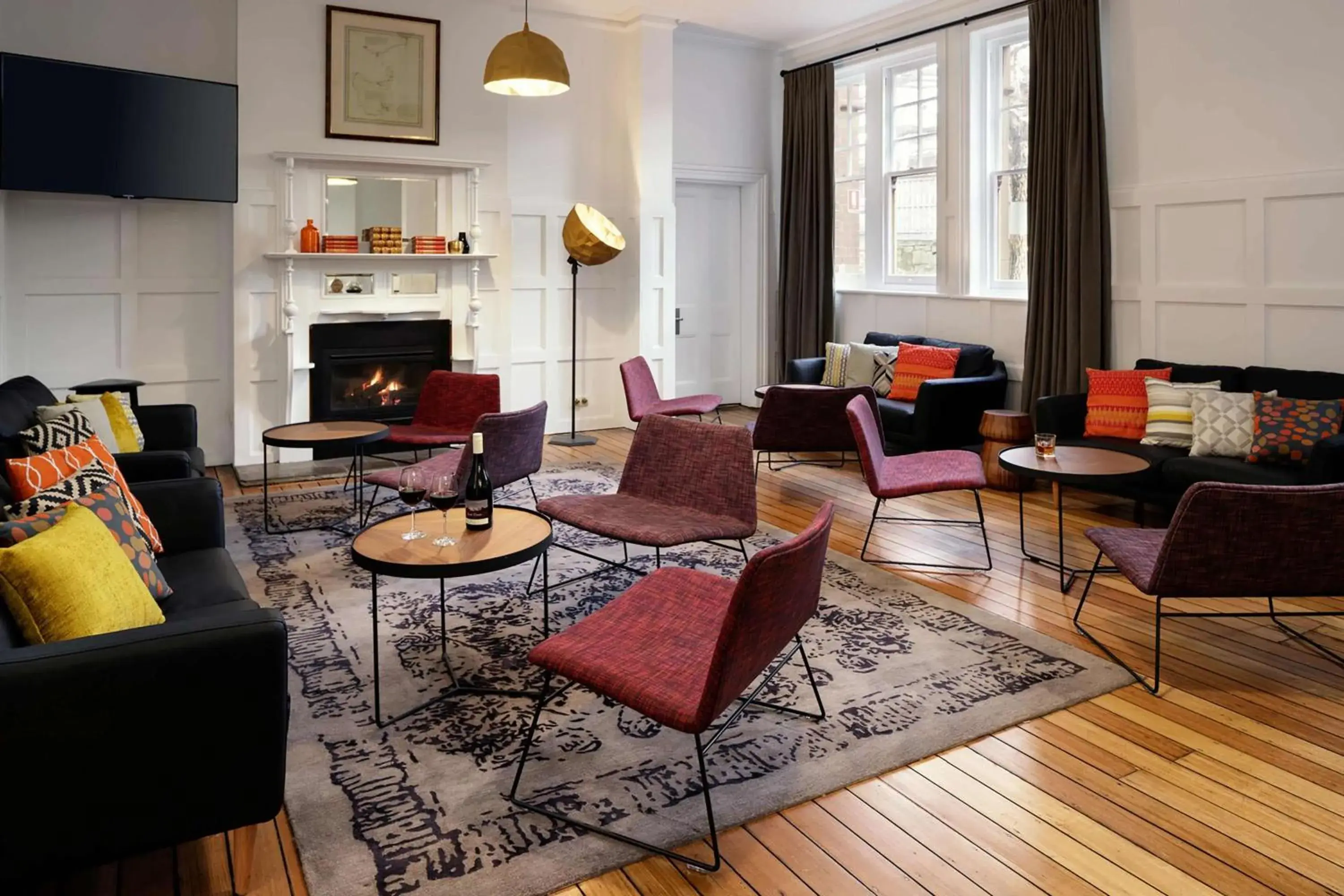 Lounge or bar in Rydges Hobart Lounge or bar in Rydges Hobart
