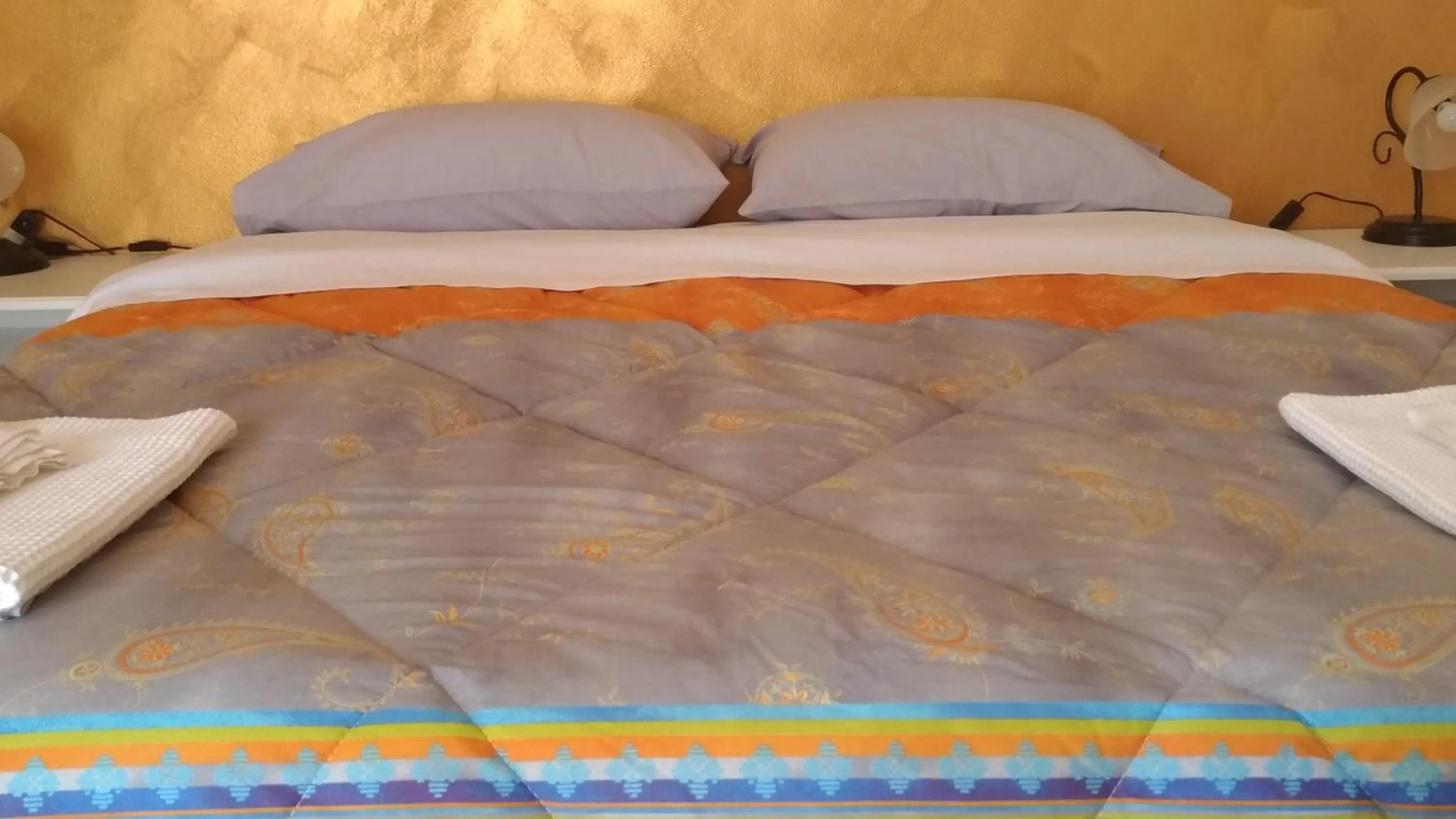 Bed in B&B Il girasole - A casa di Ale