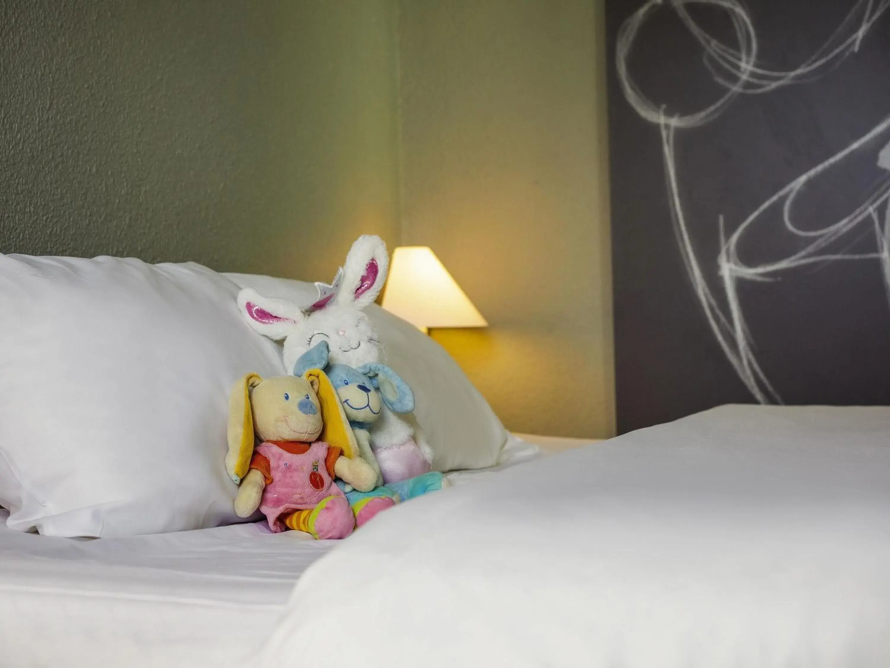 Bedroom, Bed in ibis Mulhouse Ile Napoleon Bedroom, Bed in ibis Mulhouse Ile Napoleon