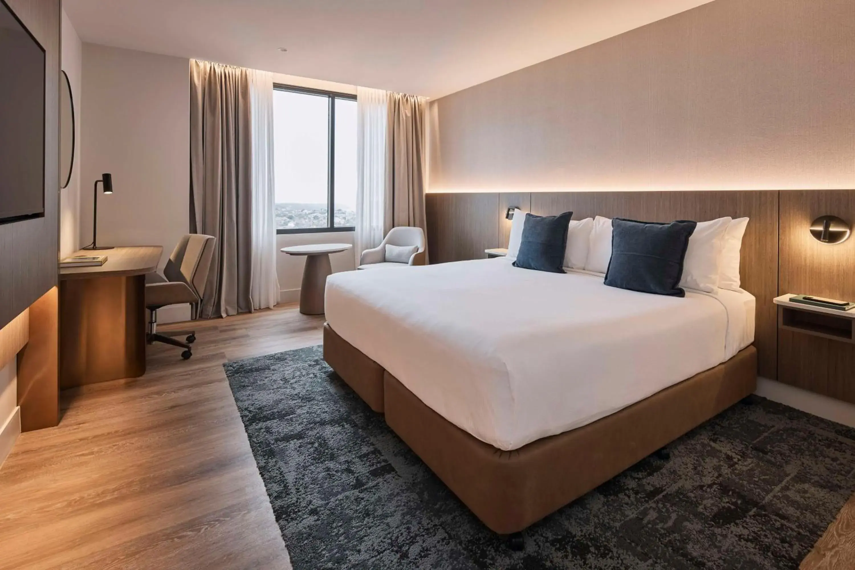 Bedroom, Bed in Rydges North Sydney Bedroom, Bed in Rydges North Sydney