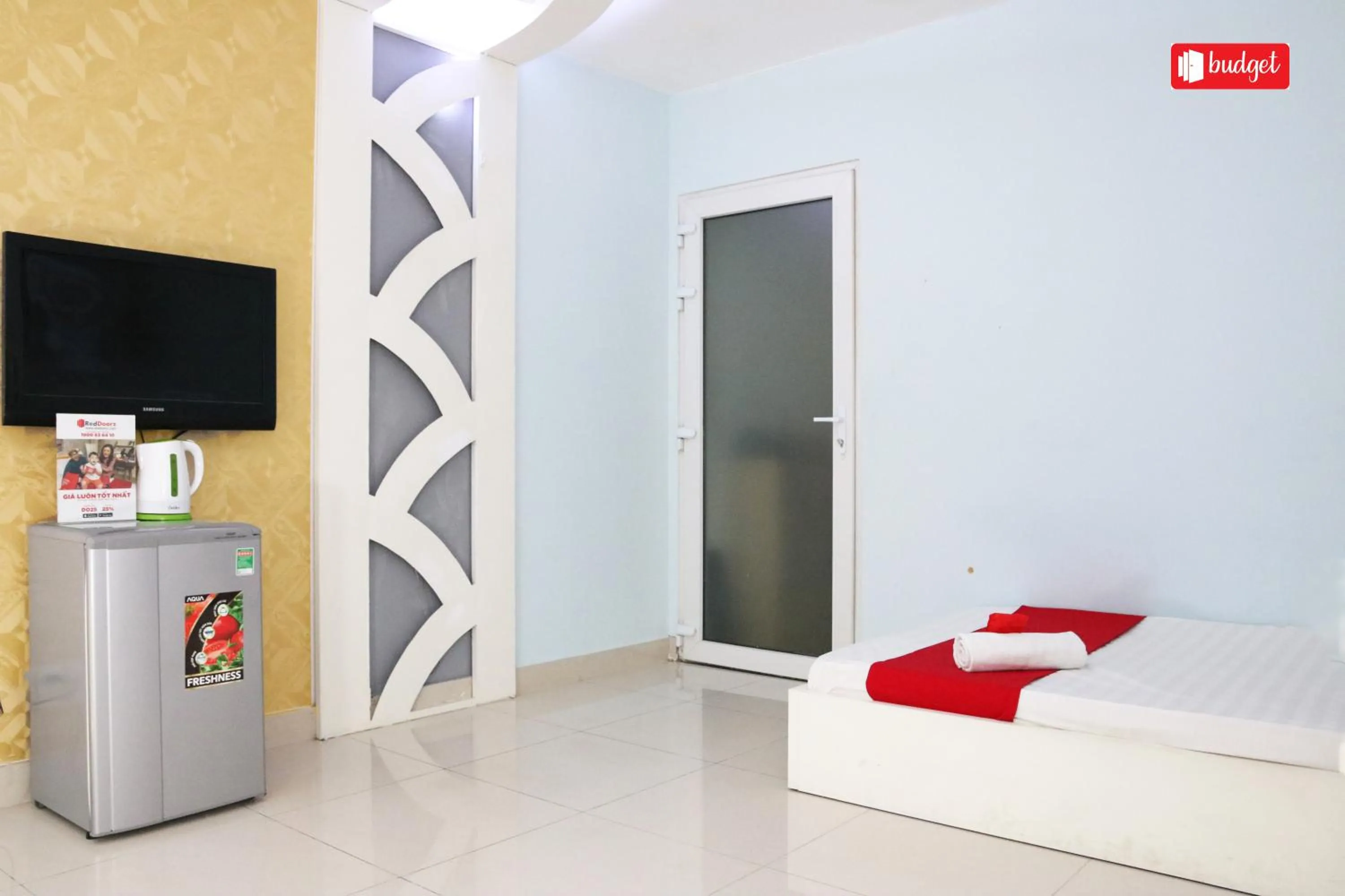 Bed in My Friends Hotel