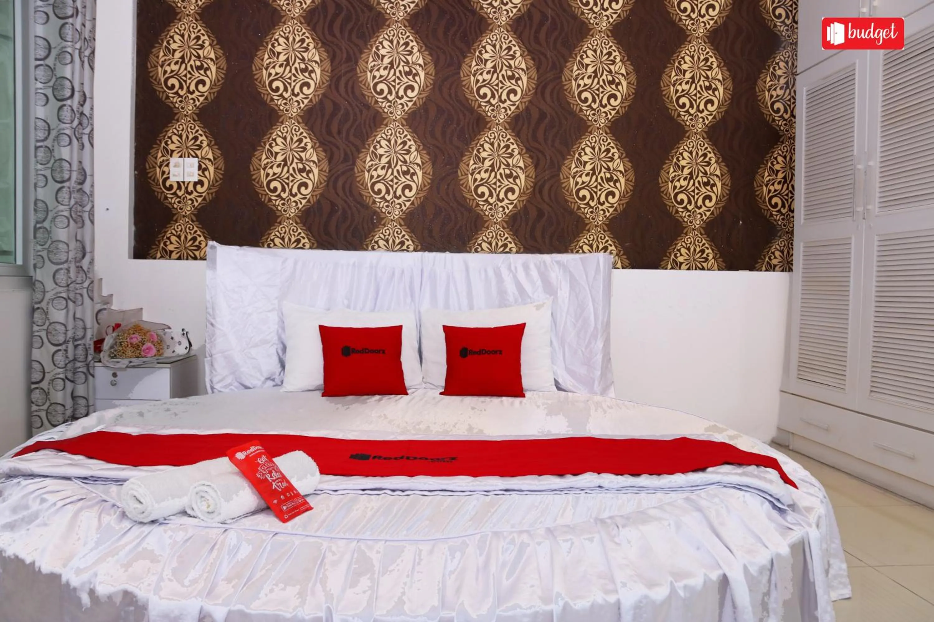 Bed in My Friends Hotel