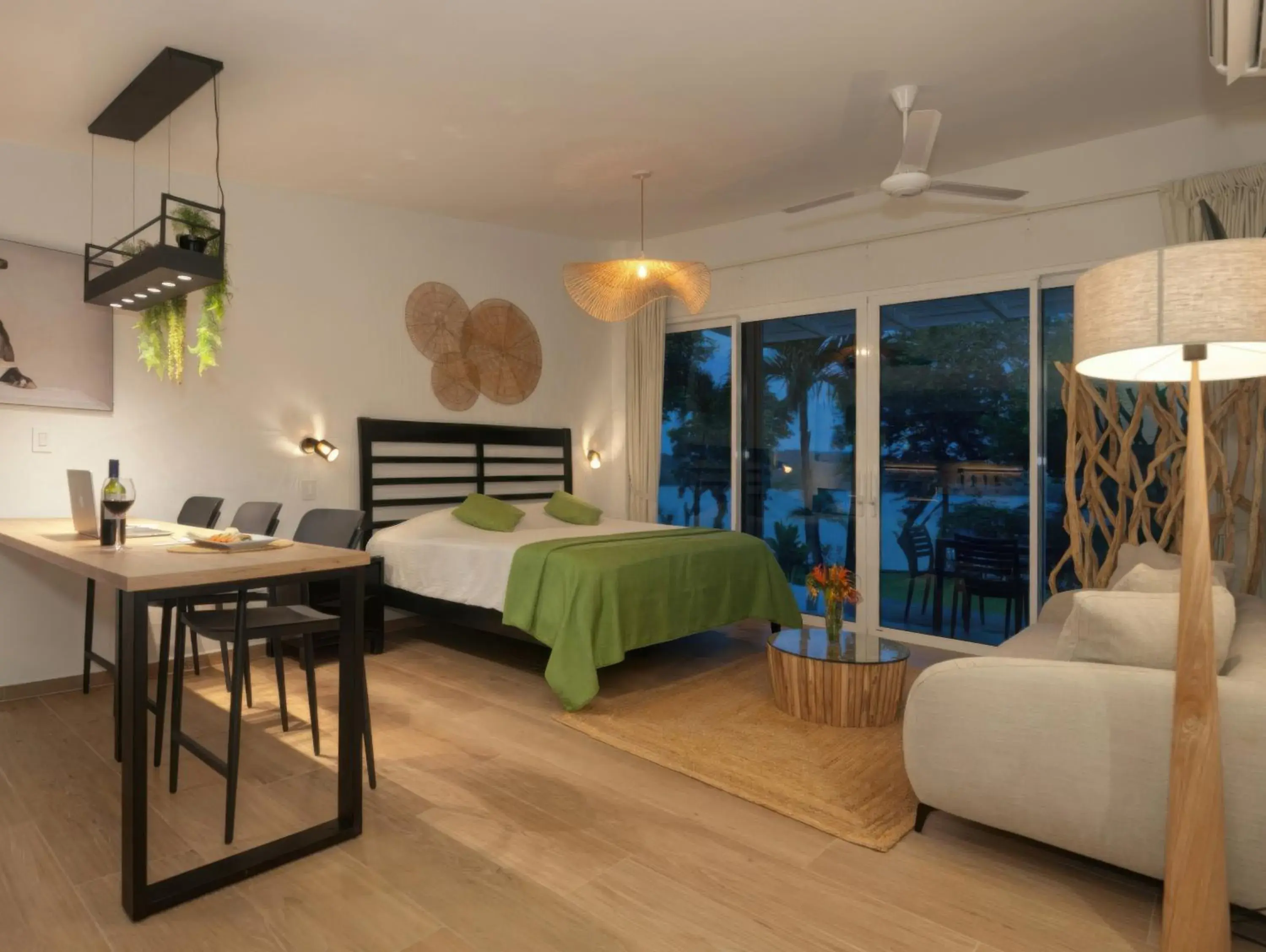 Two-Bedroom Suite in Bocas del Mar Two-Bedroom Suite in Bocas del Mar