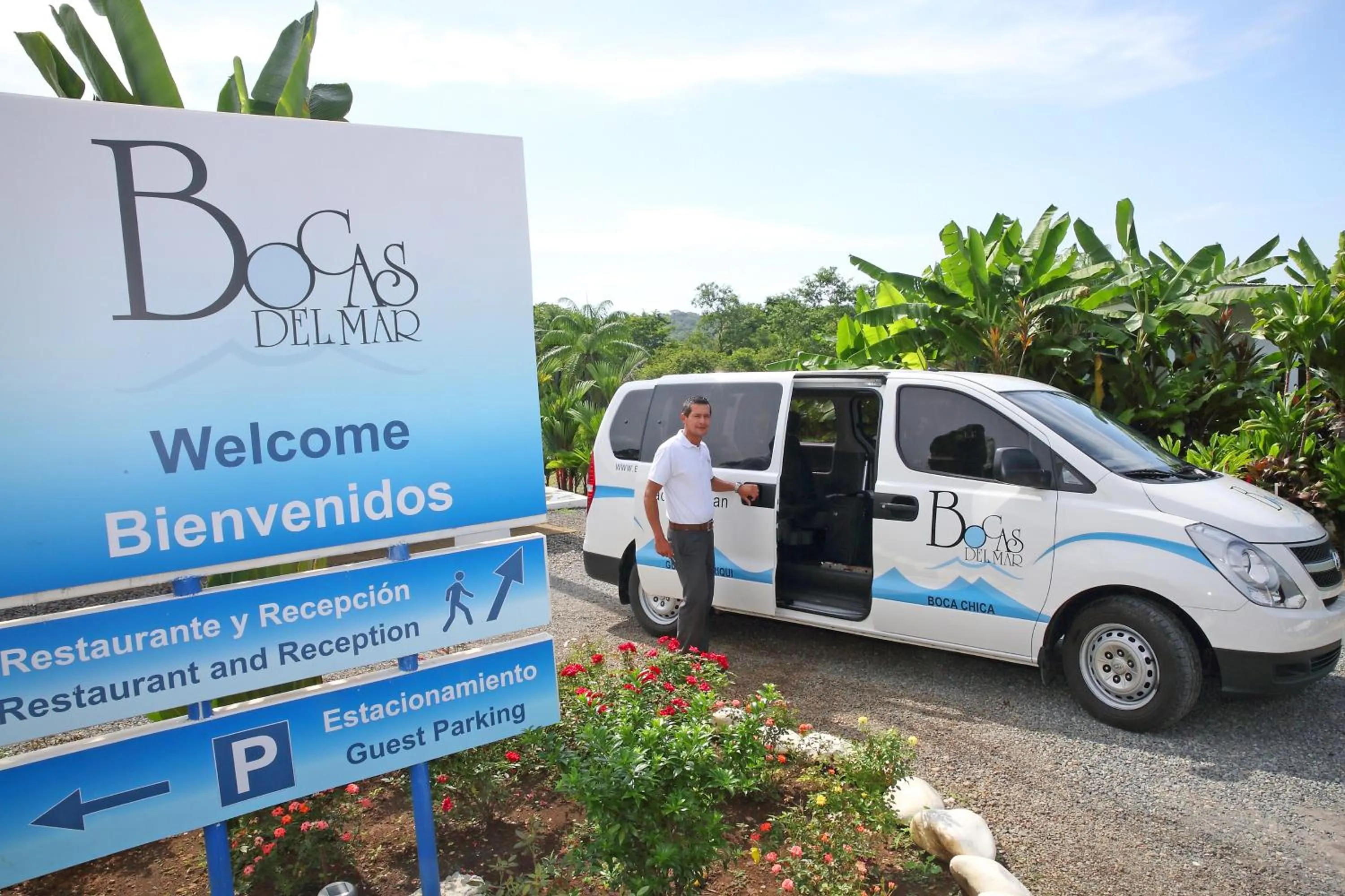 Facade/entrance in Bocas del Mar