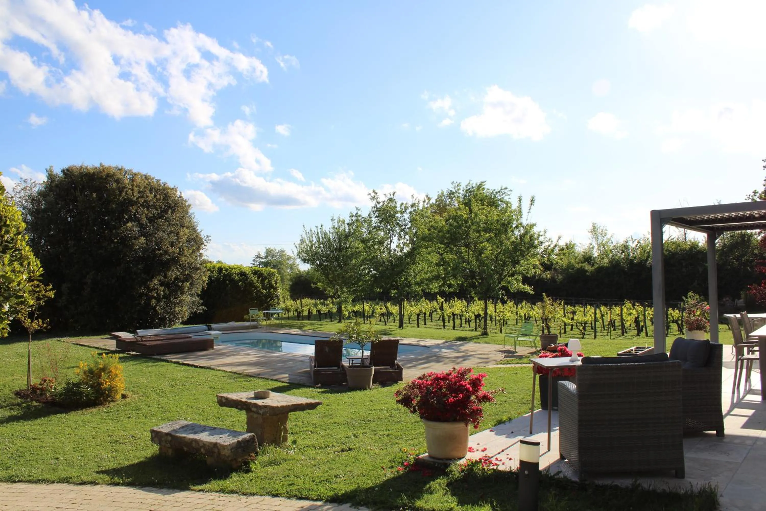 Property building in La Vigneraie de Laura