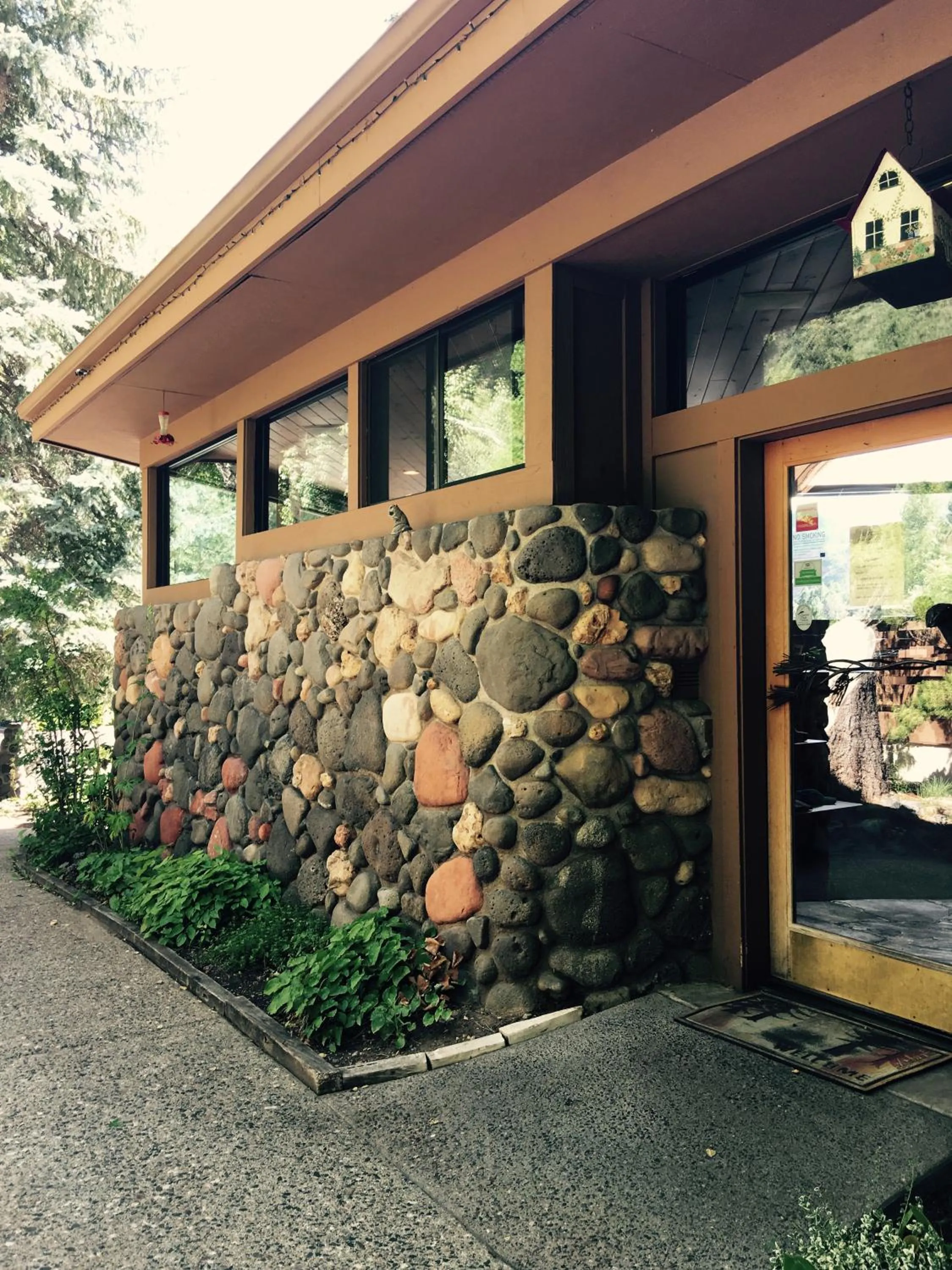Lobby or reception in Junipine Resort