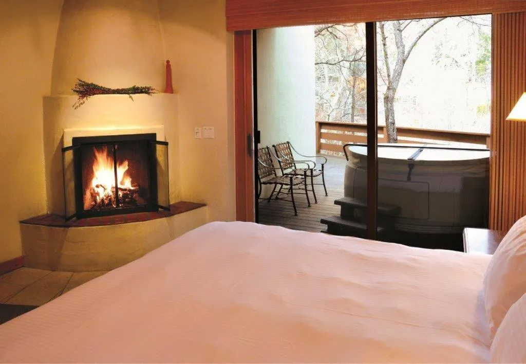 Bed in Junipine Resort