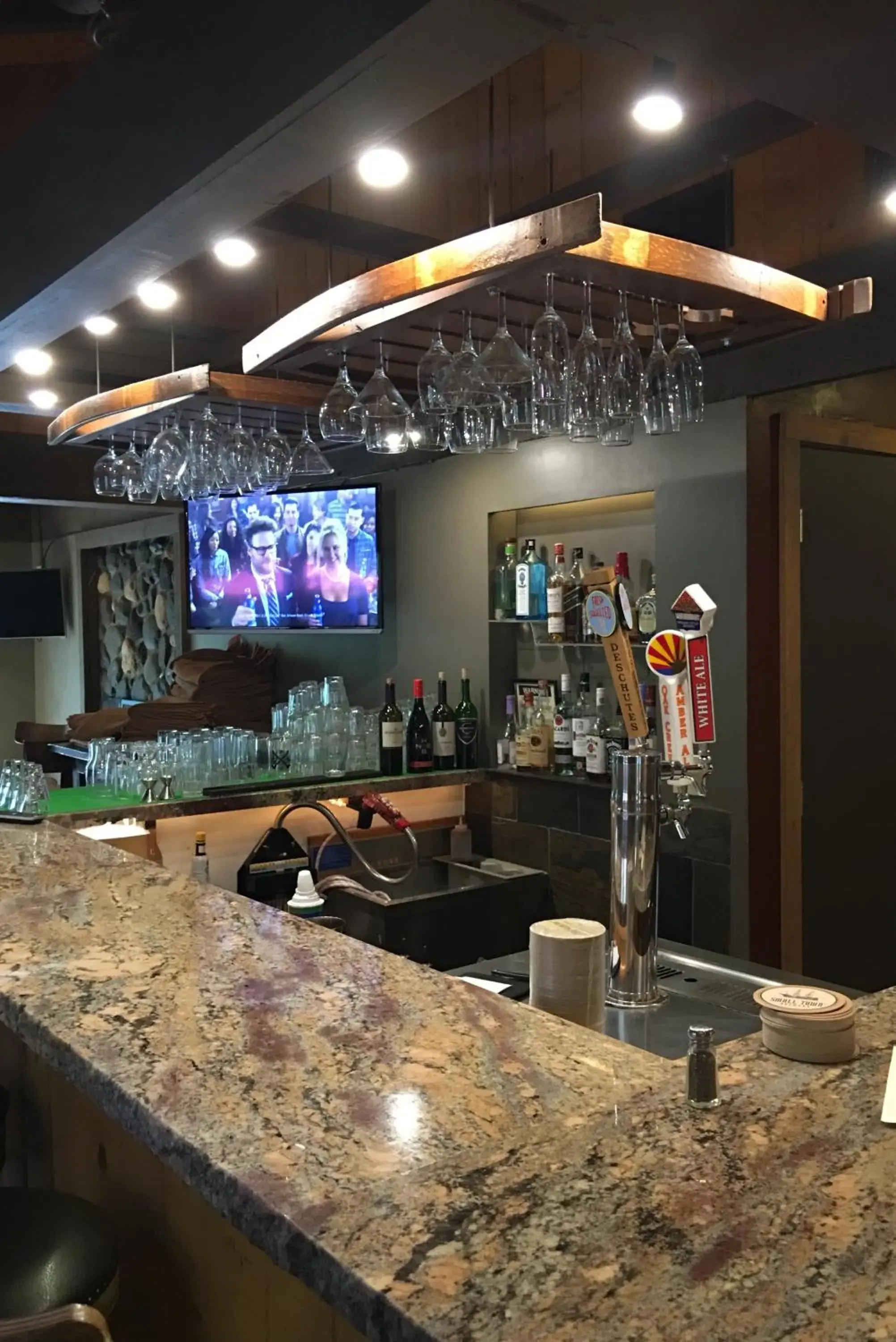 Restaurant/places to eat in Junipine Resort Restaurant/places to eat in Junipine Resort