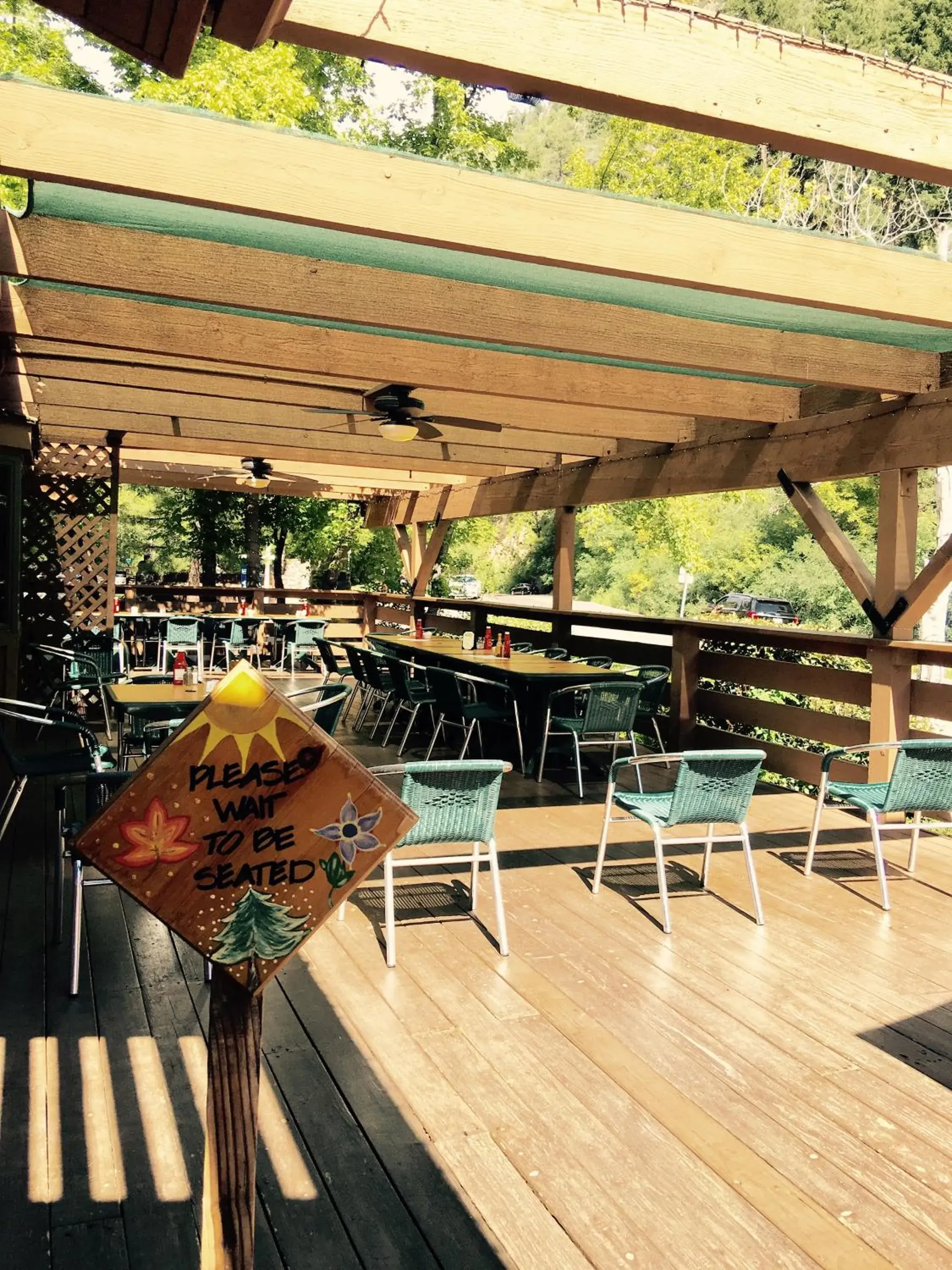 Restaurant/places to eat in Junipine Resort Restaurant/places to eat in Junipine Resort