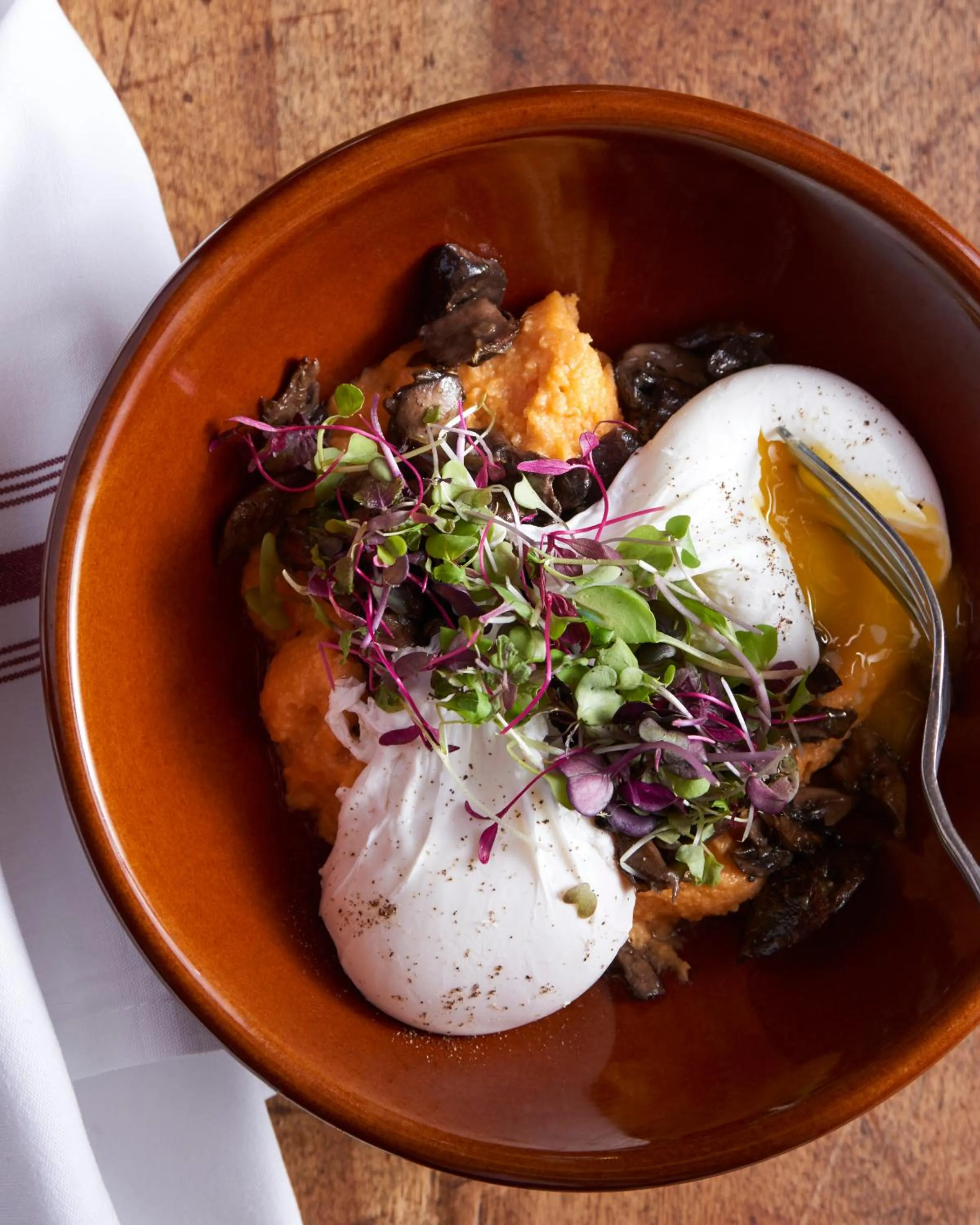 Restaurant/places to eat in The Bowery Hotel