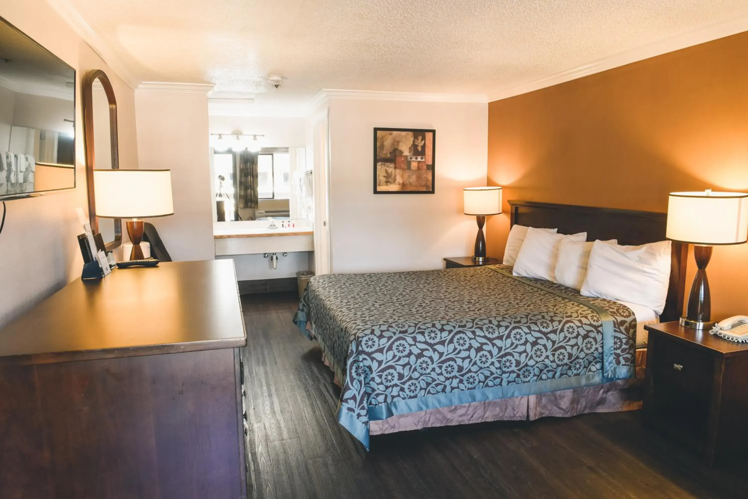 Photo of the whole room, Bed in Niwas Inn Photo of the whole room, Bed in Niwas Inn