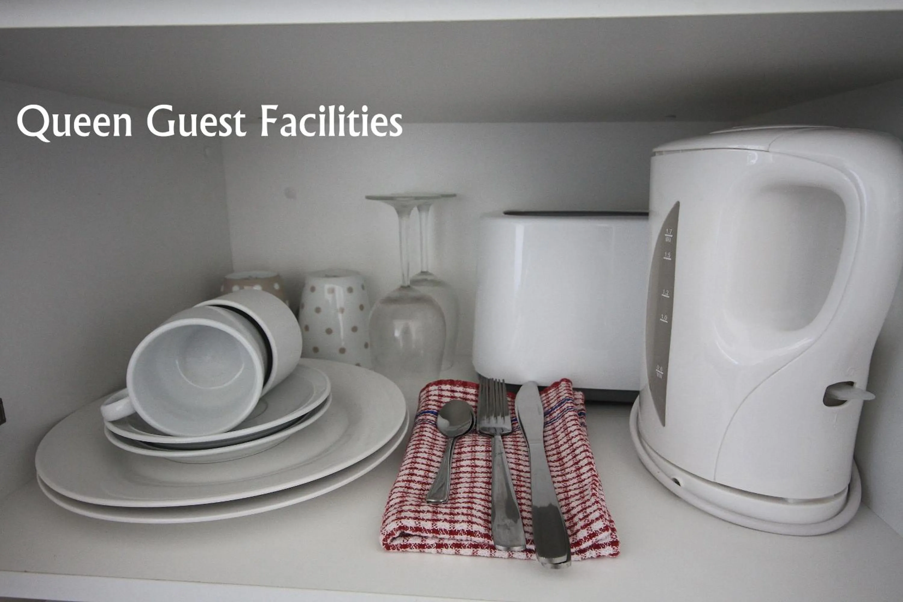 Coffee/tea facilities in Hi Way Motor Inn
