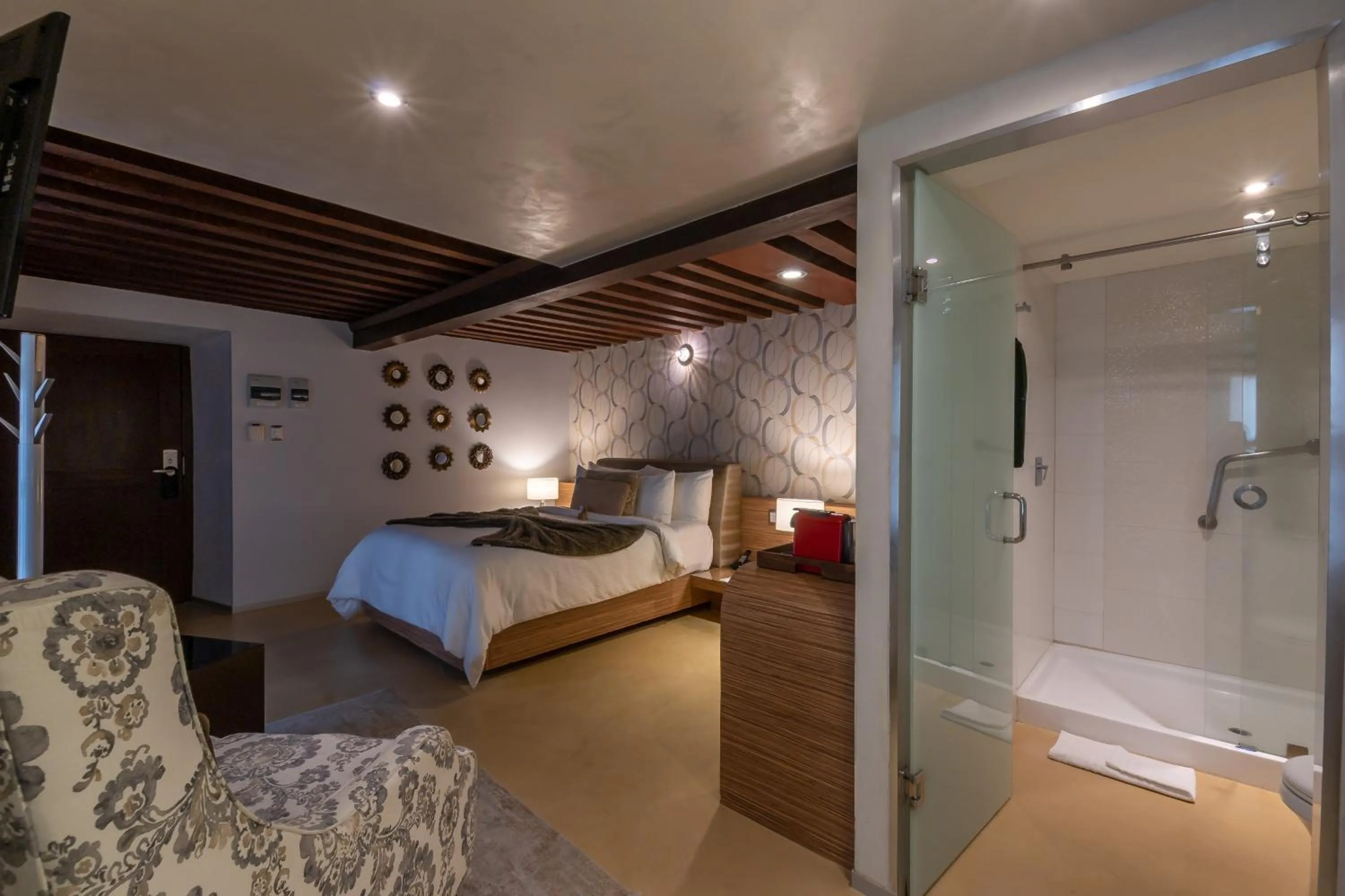 Bed in 1850 Hotel Boutique