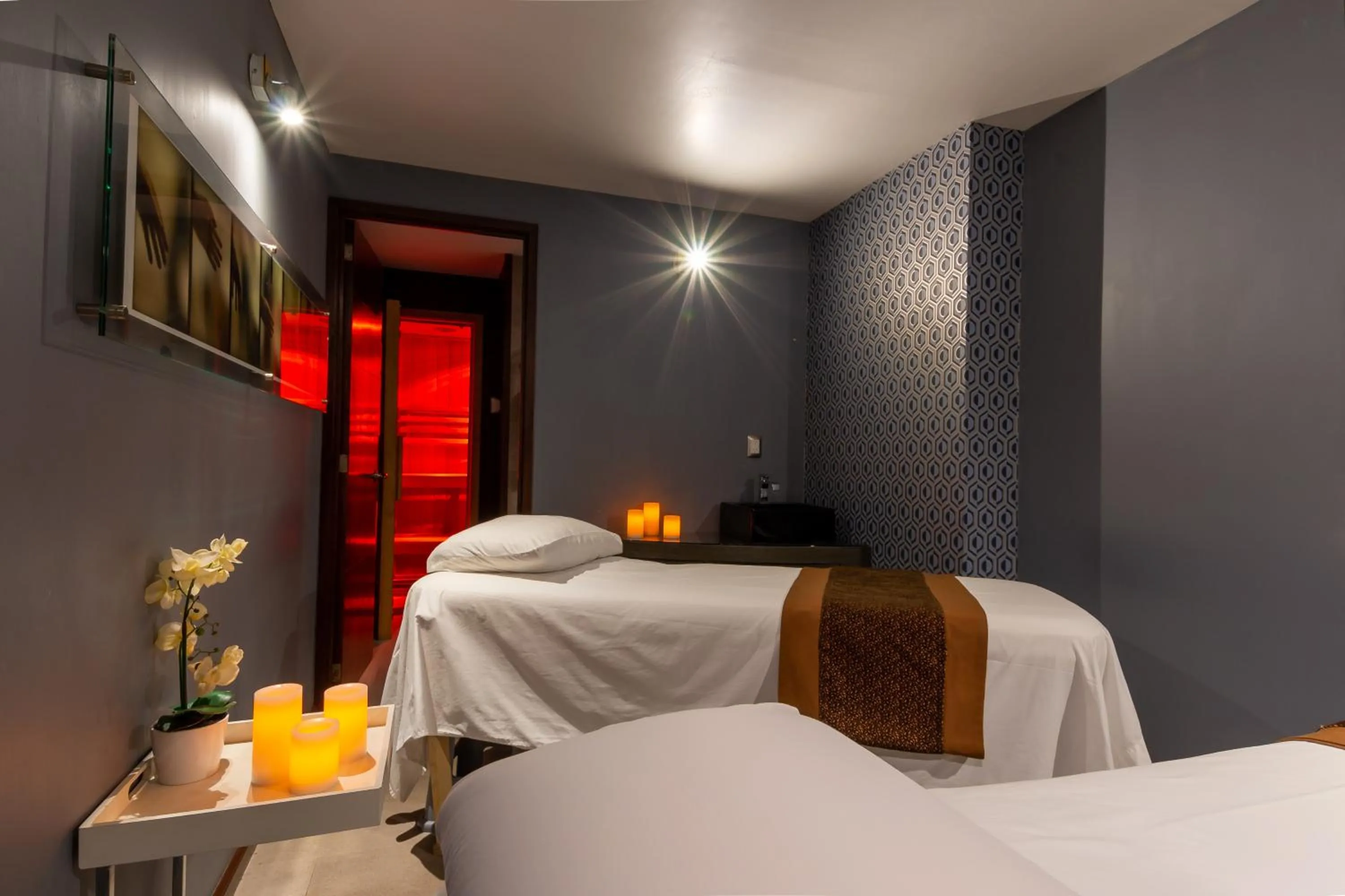 Spa and wellness centre/facilities, Bed in 1850 Hotel Boutique
