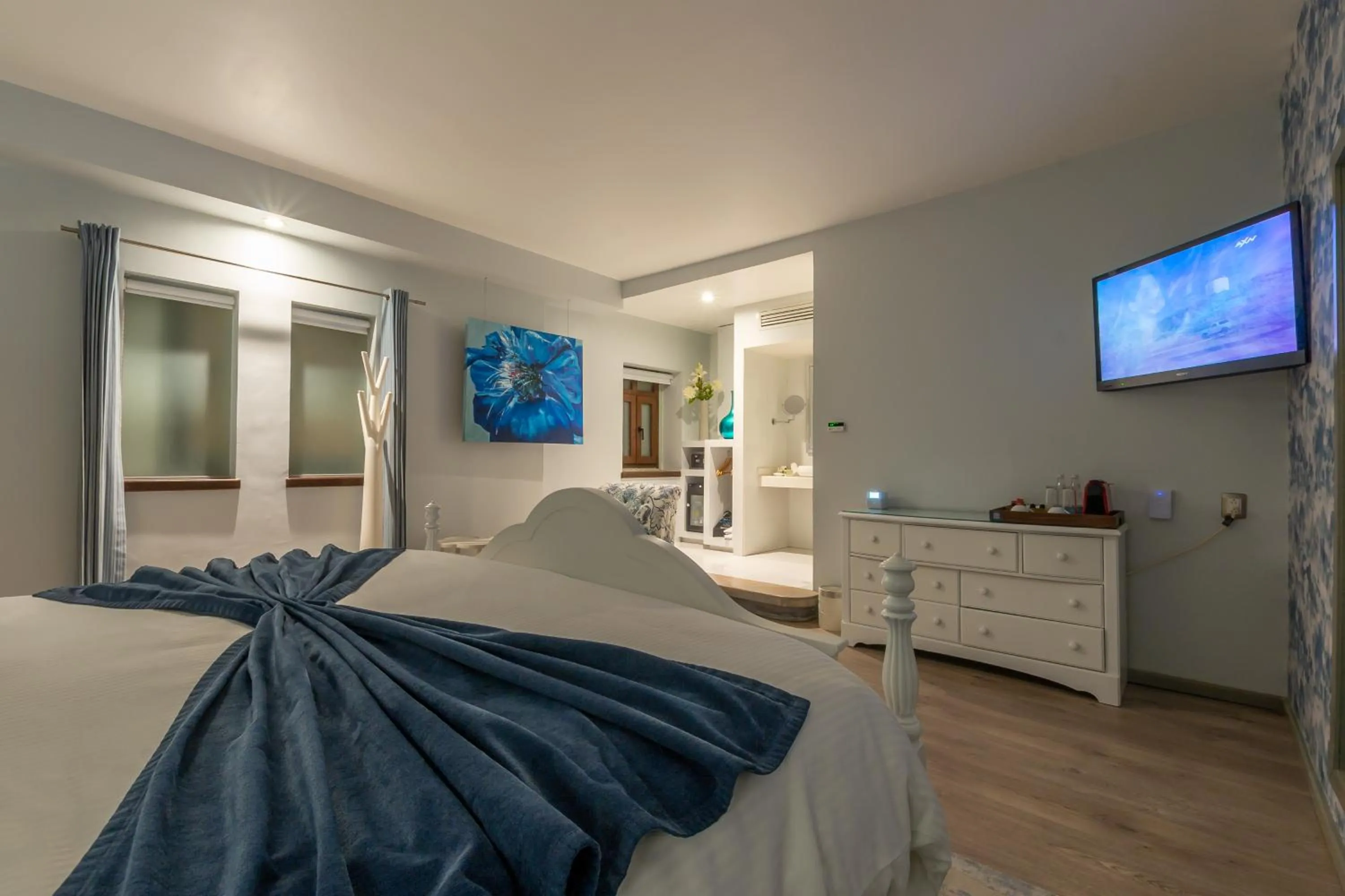 Bed in 1850 Hotel Boutique