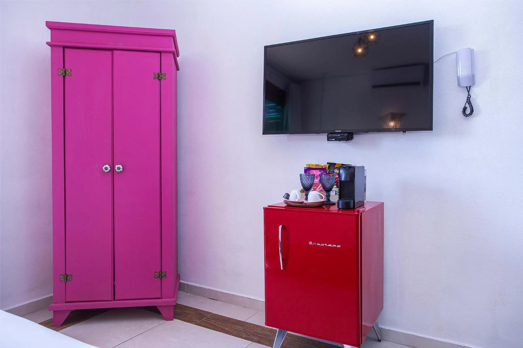 wardrobe in Hotel Vila Kebaya