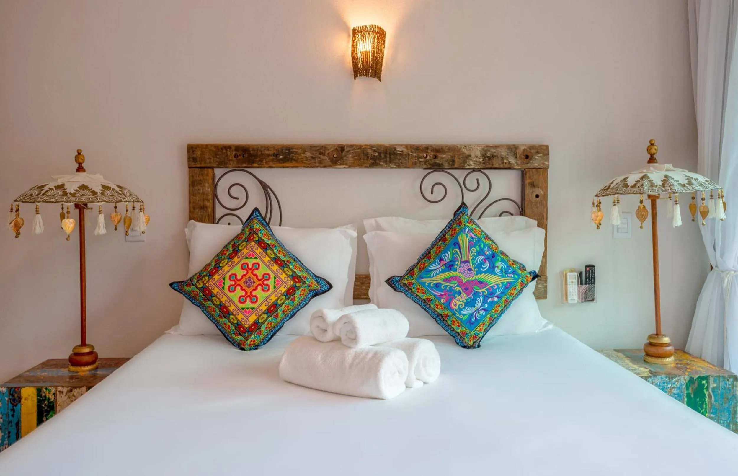 Photo of the whole room, Bed in Hotel Vila Kebaya