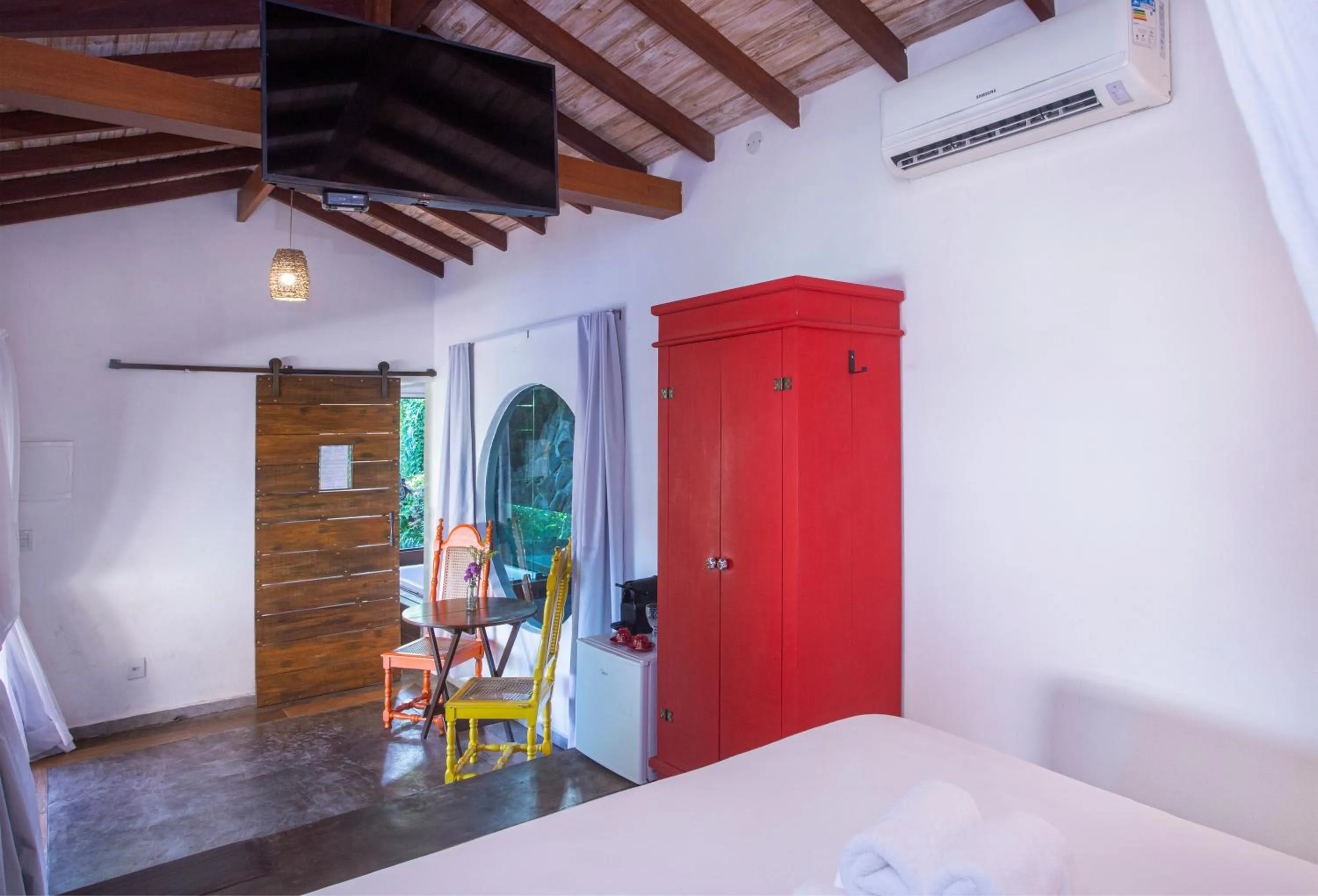 Bedroom, Bed in Hotel Vila Kebaya