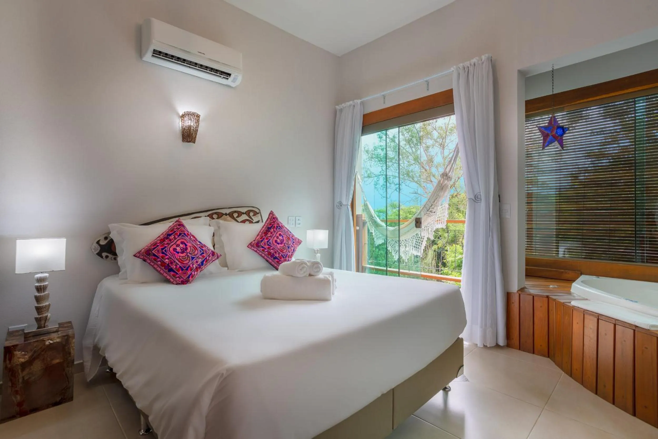 Photo of the whole room, Bed in Hotel Vila Kebaya