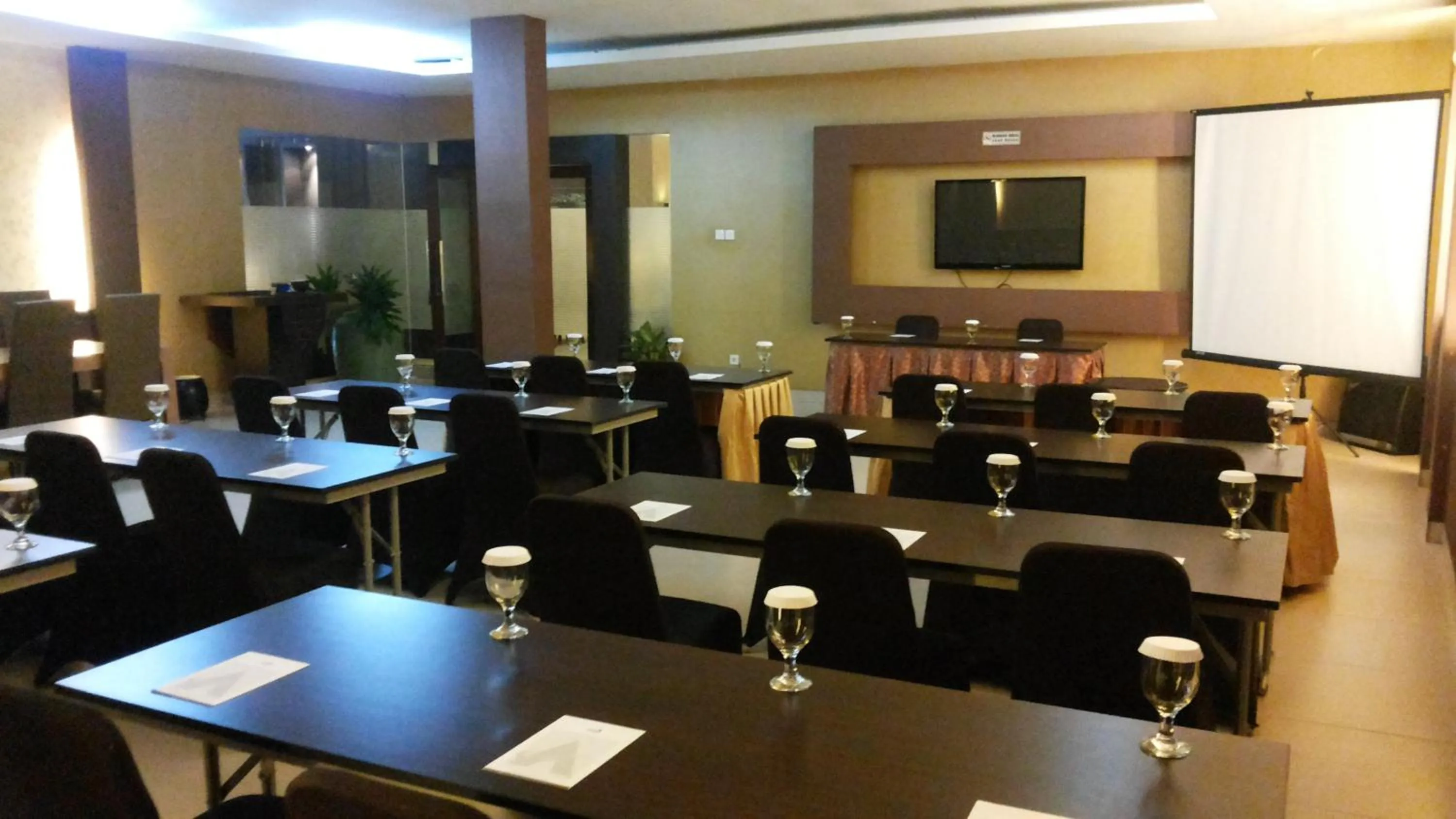 Business facilities in Drego Hotel