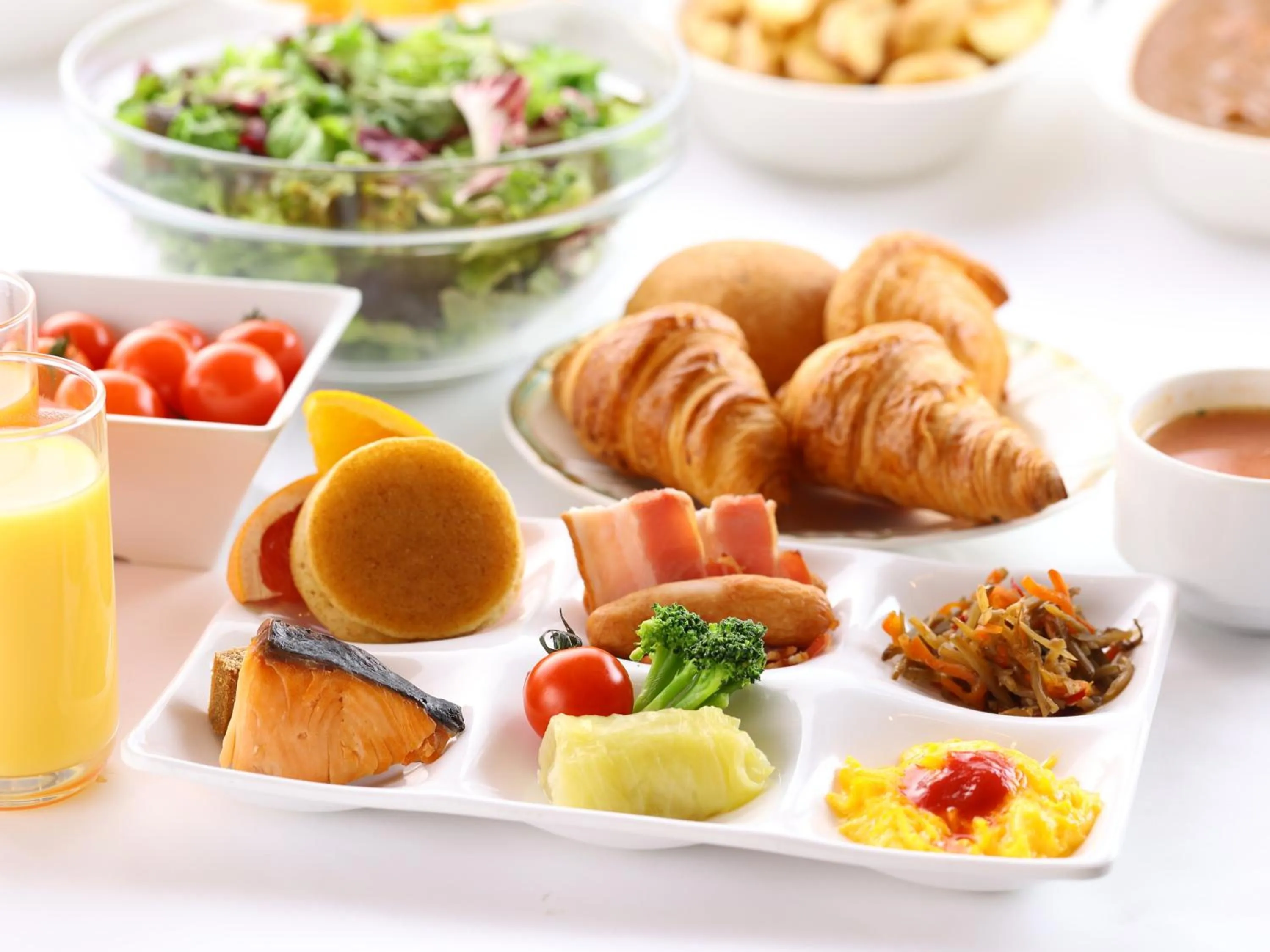 Food in Sky Park Hotel