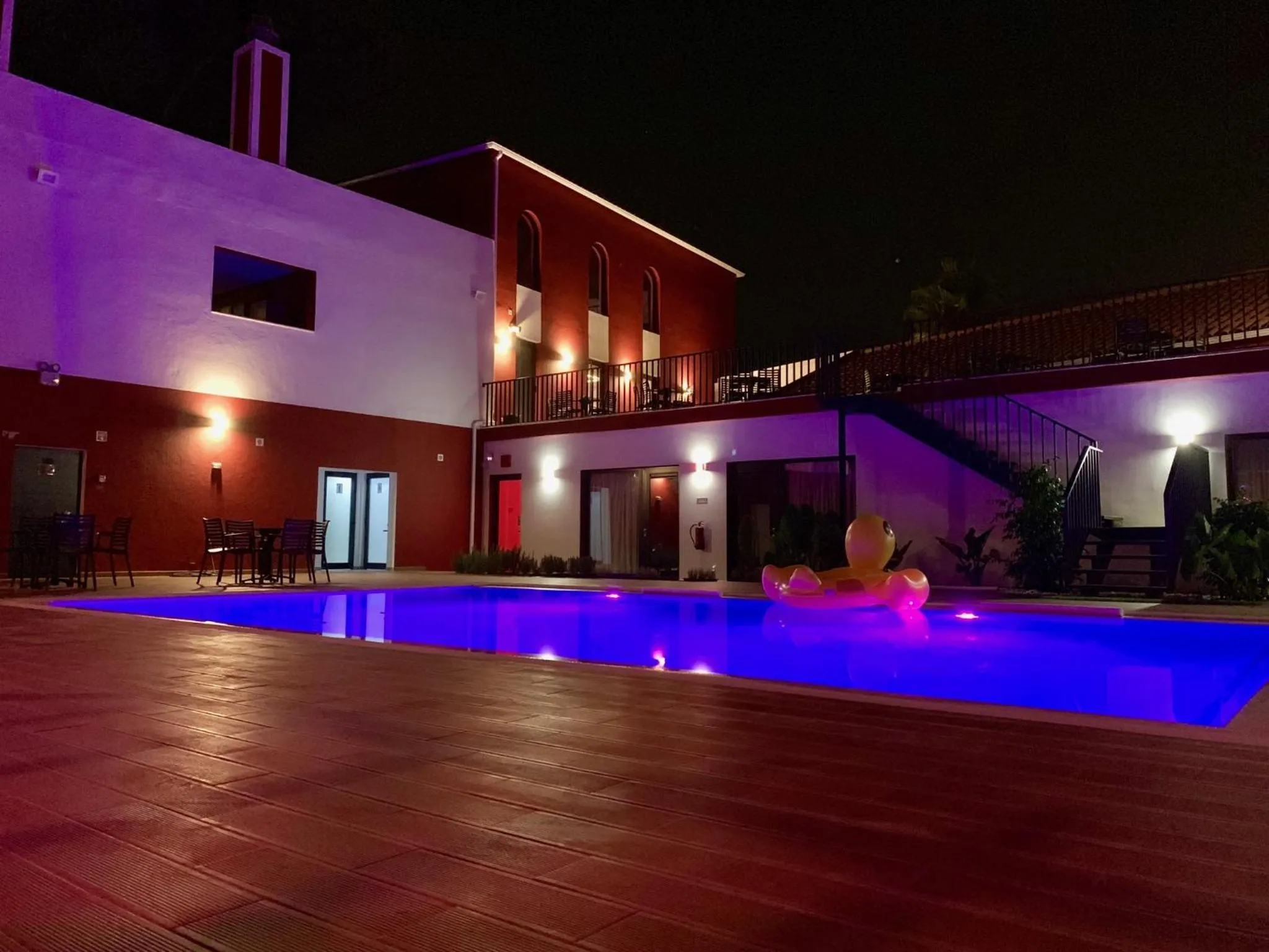 Night in Villa 3 Caparica - Lisbon Gay Beach Resort