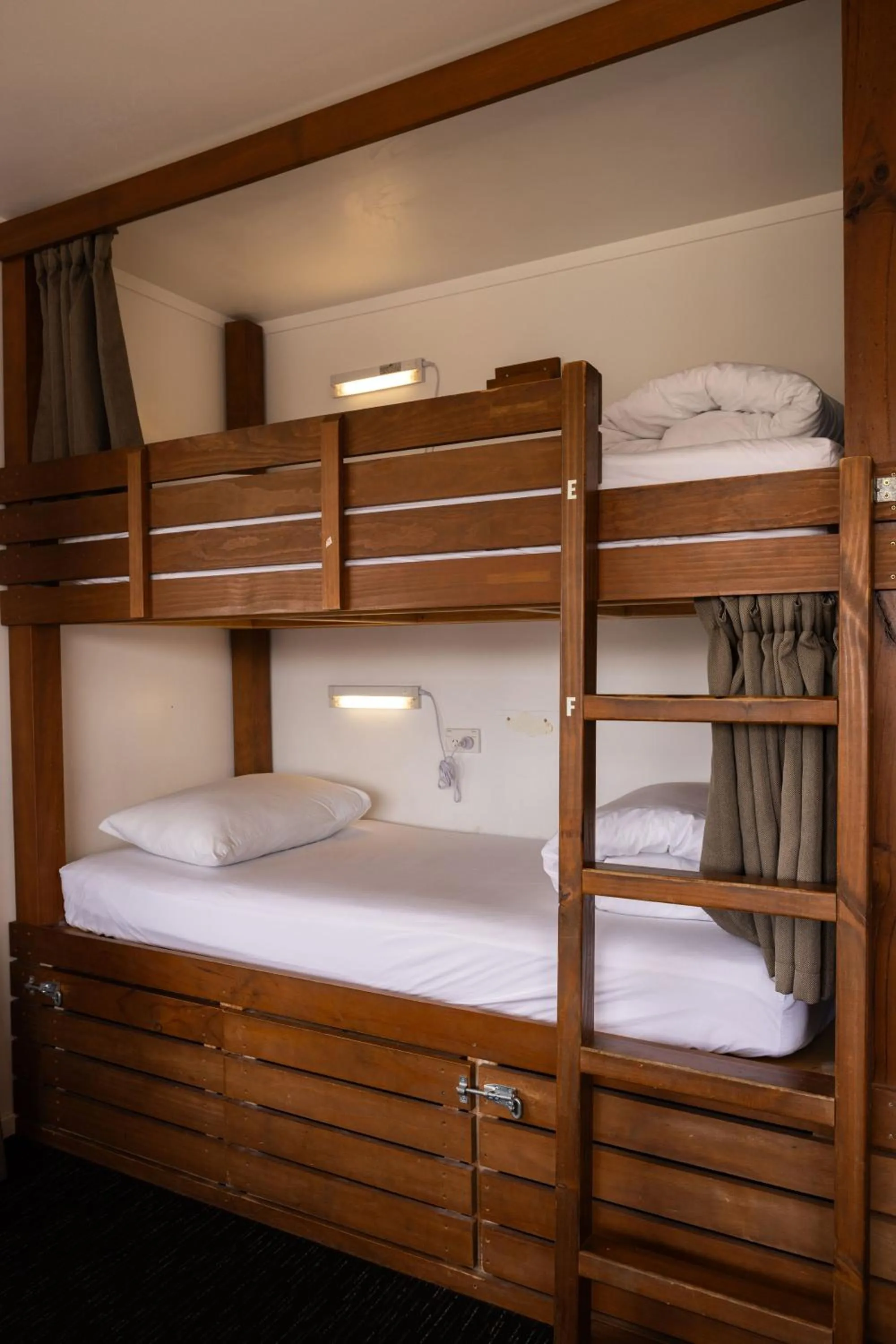 Bed in Haka House Taupo