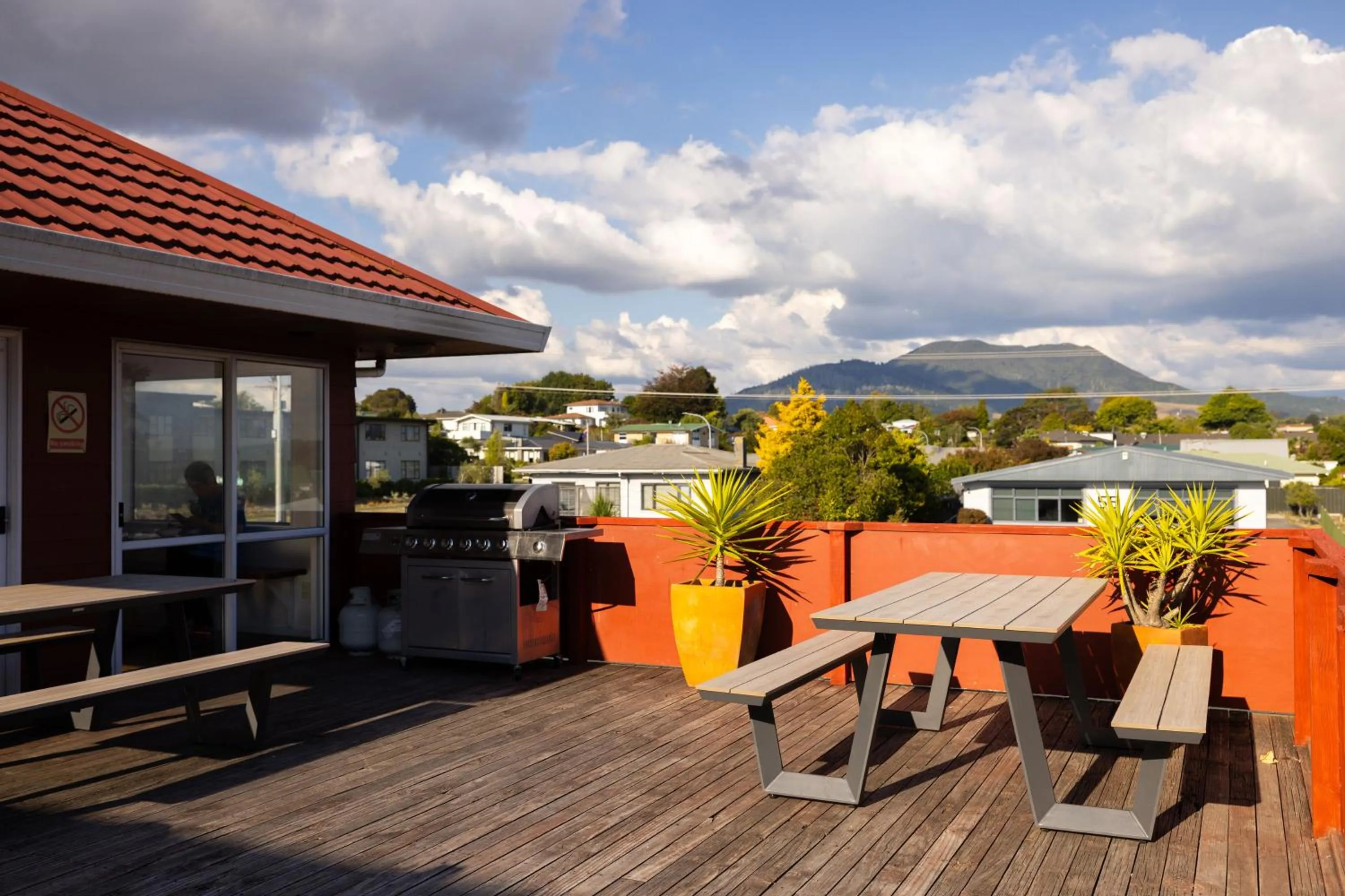 BBQ facilities in Haka House Taupo