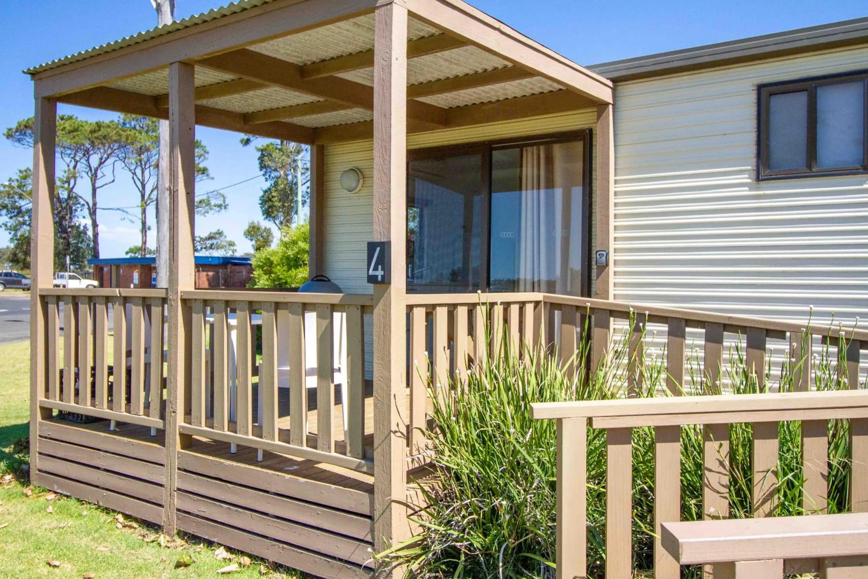 Facade/entrance in South Coast Retreat