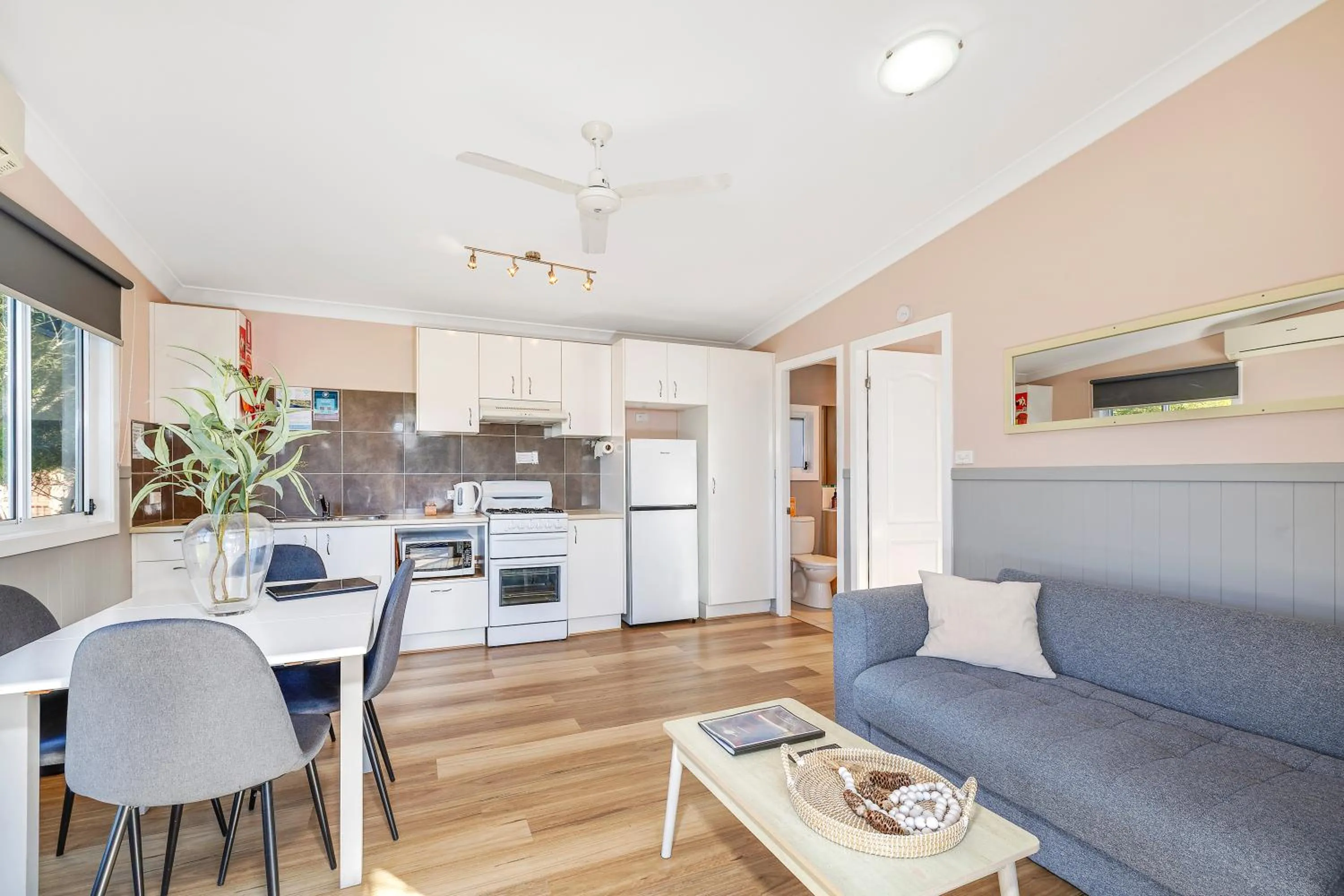 Dinner in South Coast Retreat