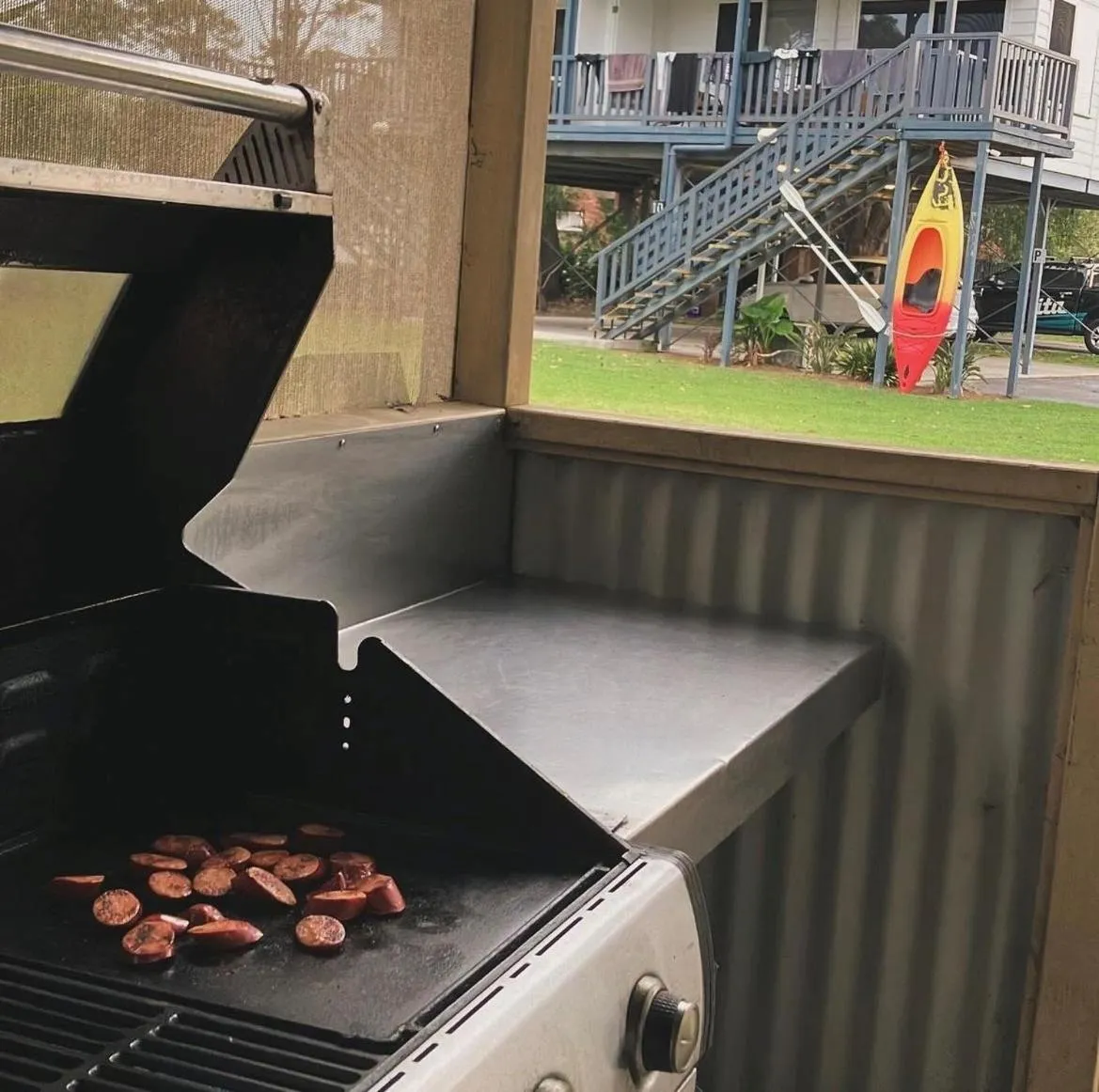 BBQ facilities in South Coast Retreat