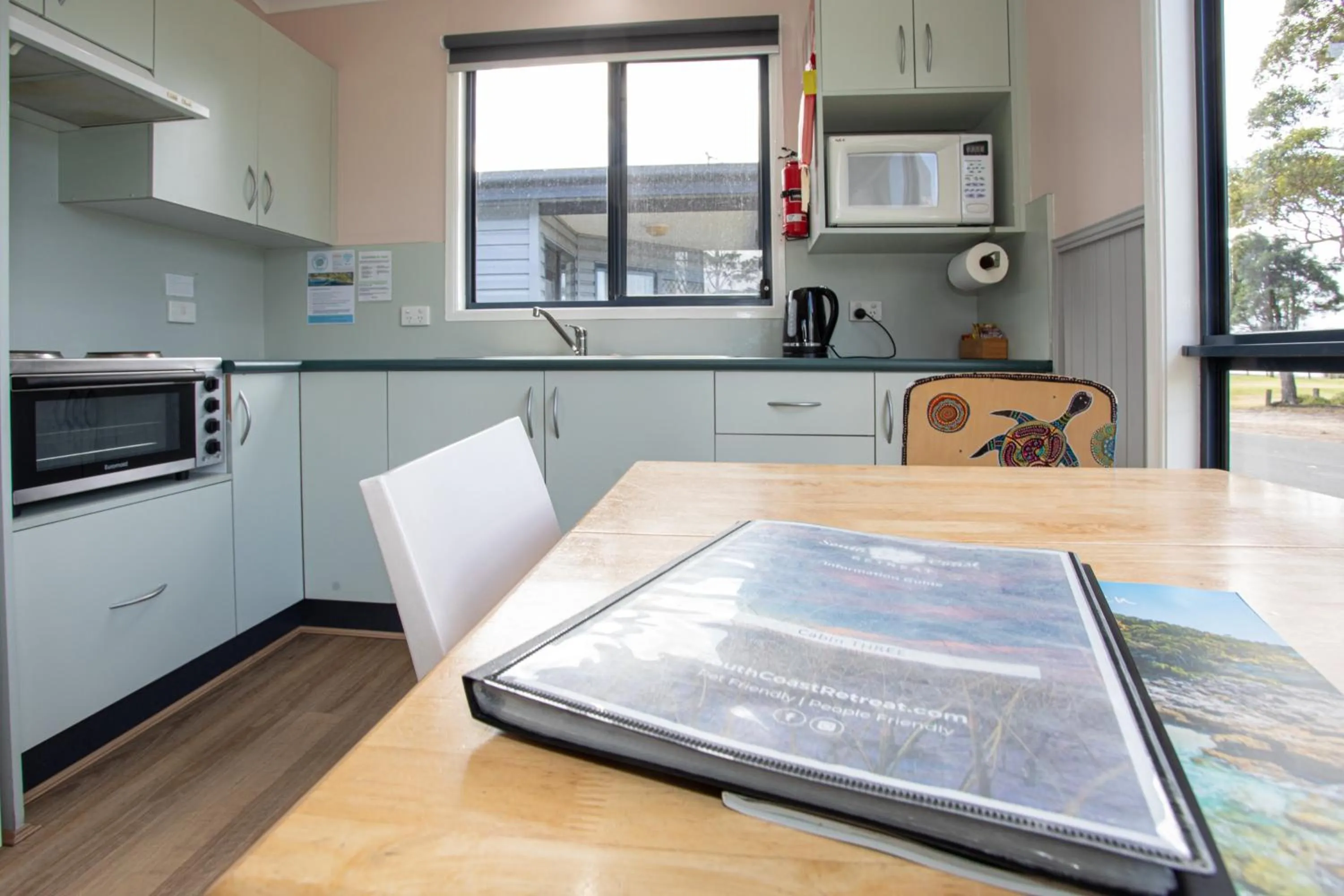 Kitchen or kitchenette in South Coast Retreat