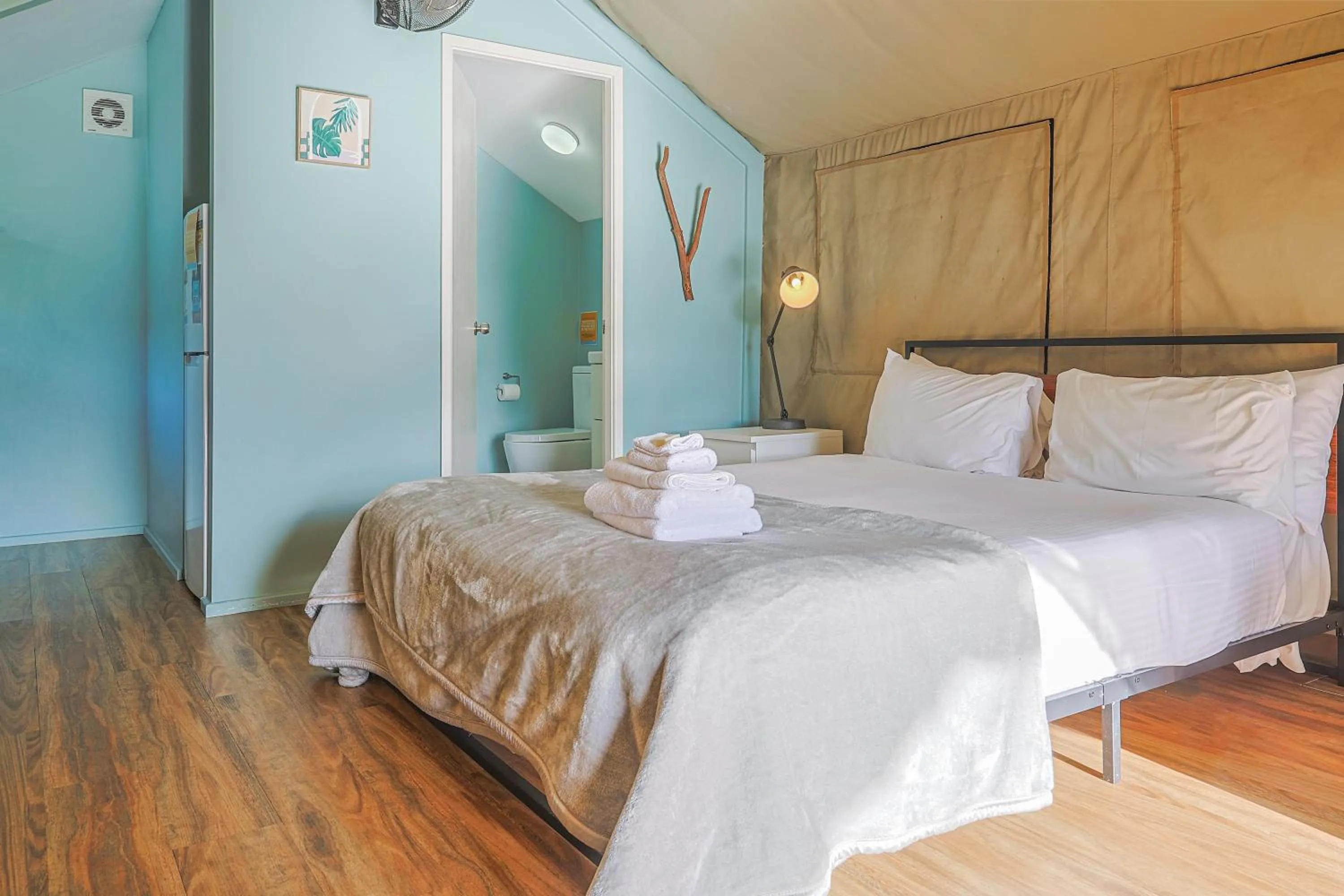 Bedroom, Bed in South Coast Retreat